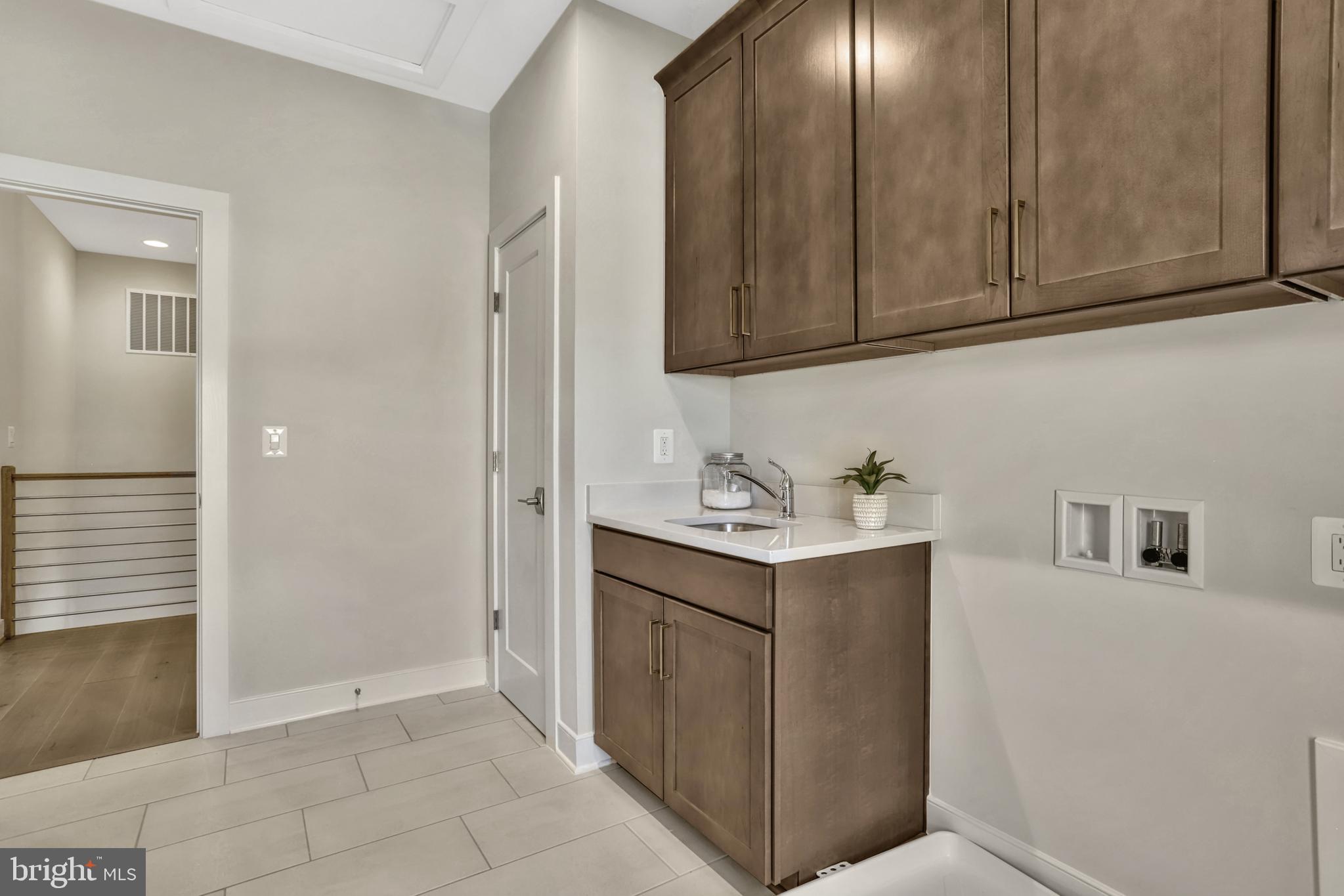 SOUTHAMPTON - Residential