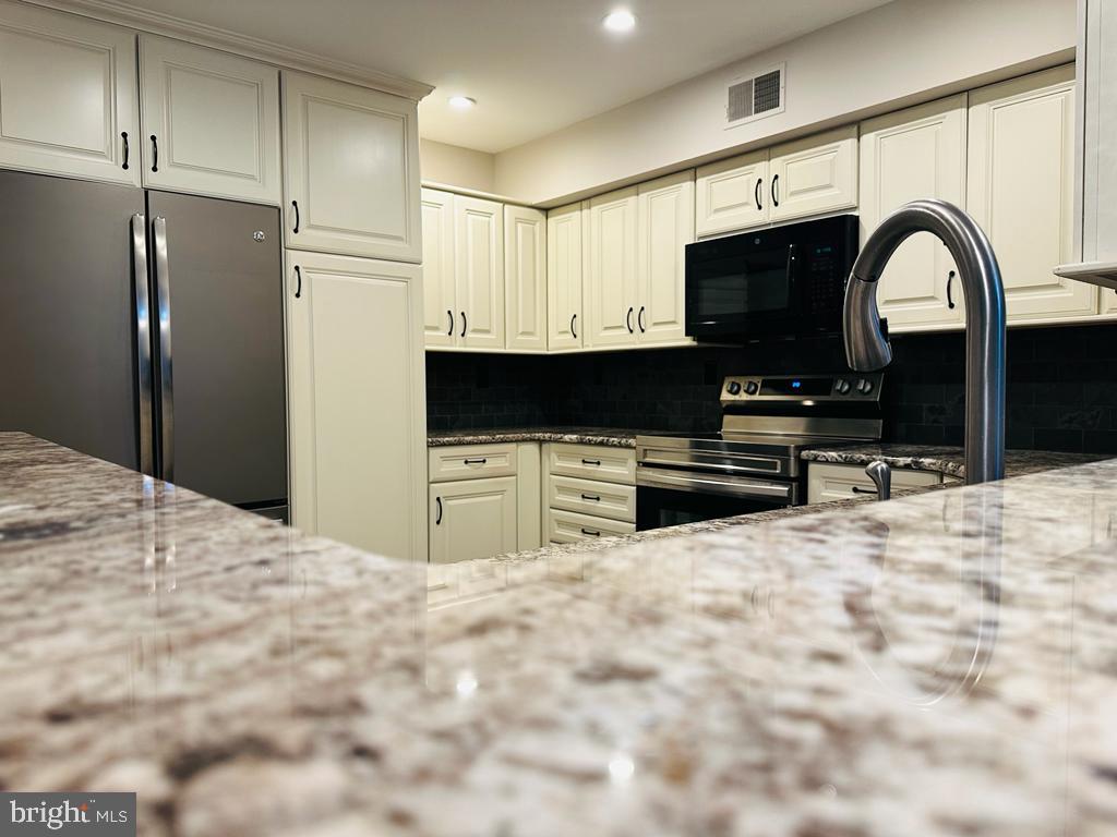 DARLINGTON WOODS - Residential