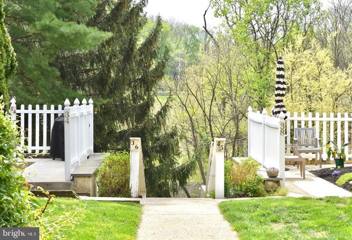 DARLINGTON WOODS - Residential