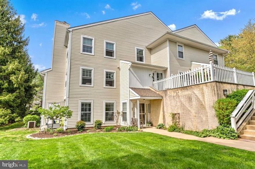 Welcome Home to Darlington Woods. Located on the lower level ground floor, your oversized 2 bed / 2 full bath end unit is nearly 1400 square feet and perfectly situated next to the private community pond and serene wooded foliage. Darlington Woods is a blend of Condominiums and Townhomes in beautiful Chester Heights. As a resident of Darlington Woods, you will enjoy access to the community's recreational amenities including a beautiful pool, tennis courts, and a clubhouse with a fitness room. Beautifully updated, with a custom kitchen, and massive master suite - this condo unit will feel like your own secluded nature retreat. Darlington Woods is minutes away from historic Media and Concordville. It is located within the Garnet Valley School District, a blue-ribbon school system.