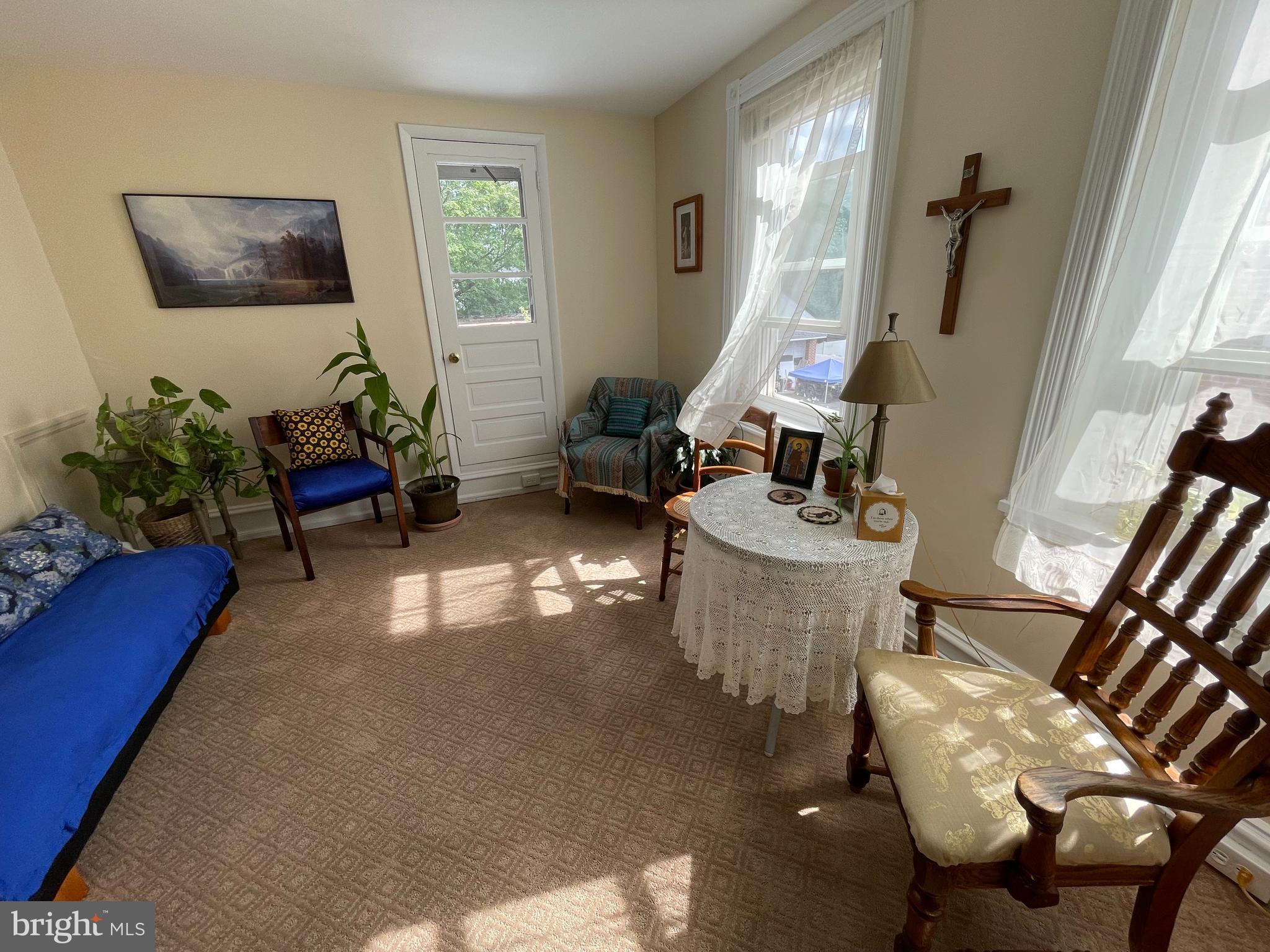 ADMORE - Residential Income