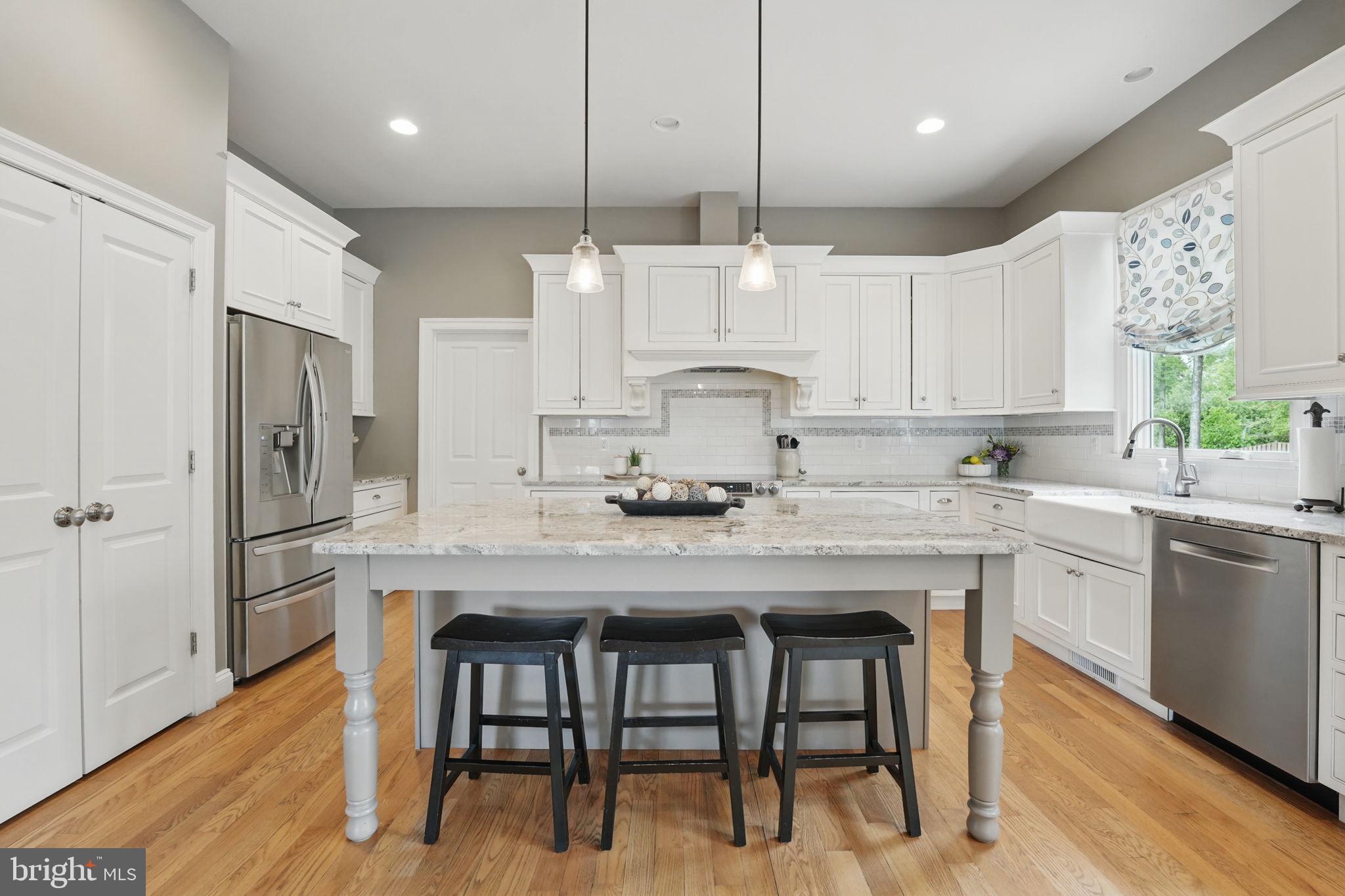 VIENNA WOODS - Residential