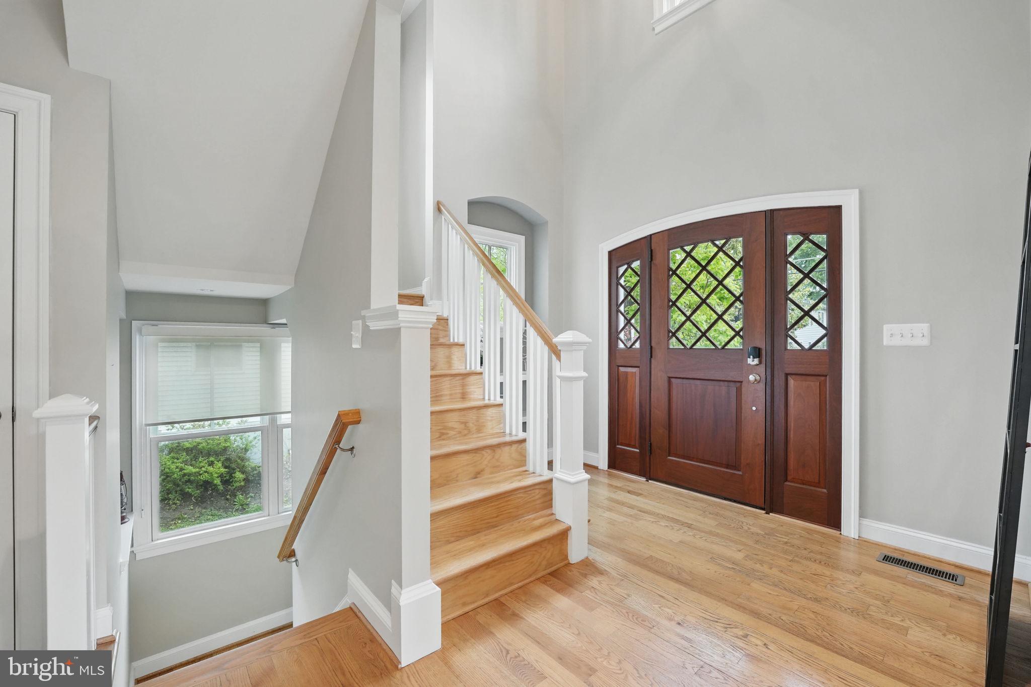 VIENNA WOODS - Residential