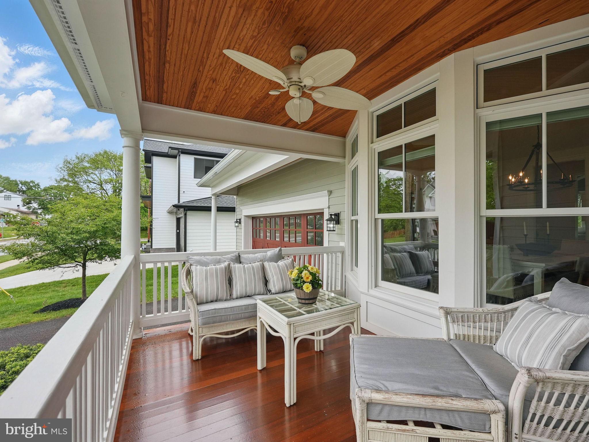 VIENNA WOODS - Residential