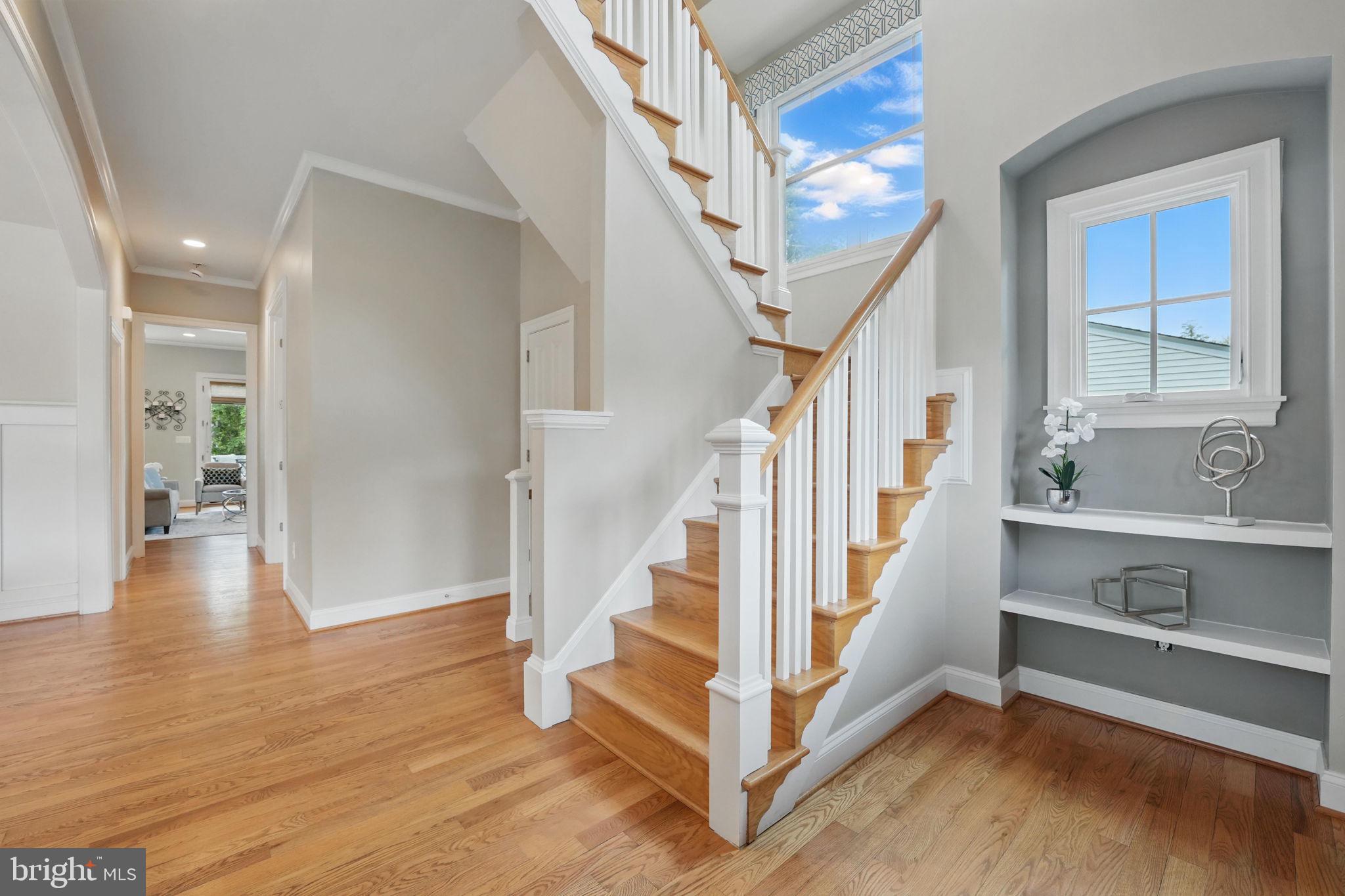 VIENNA WOODS - Residential