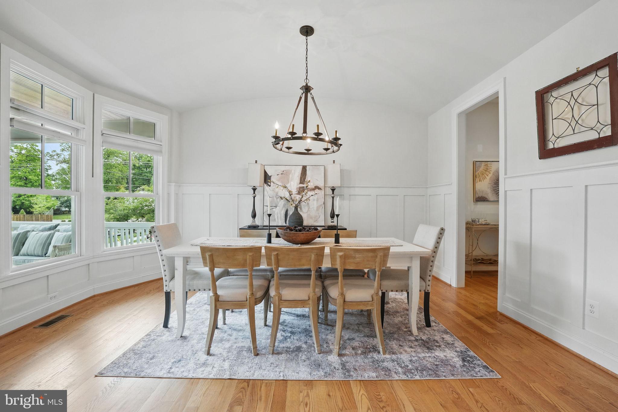 VIENNA WOODS - Residential