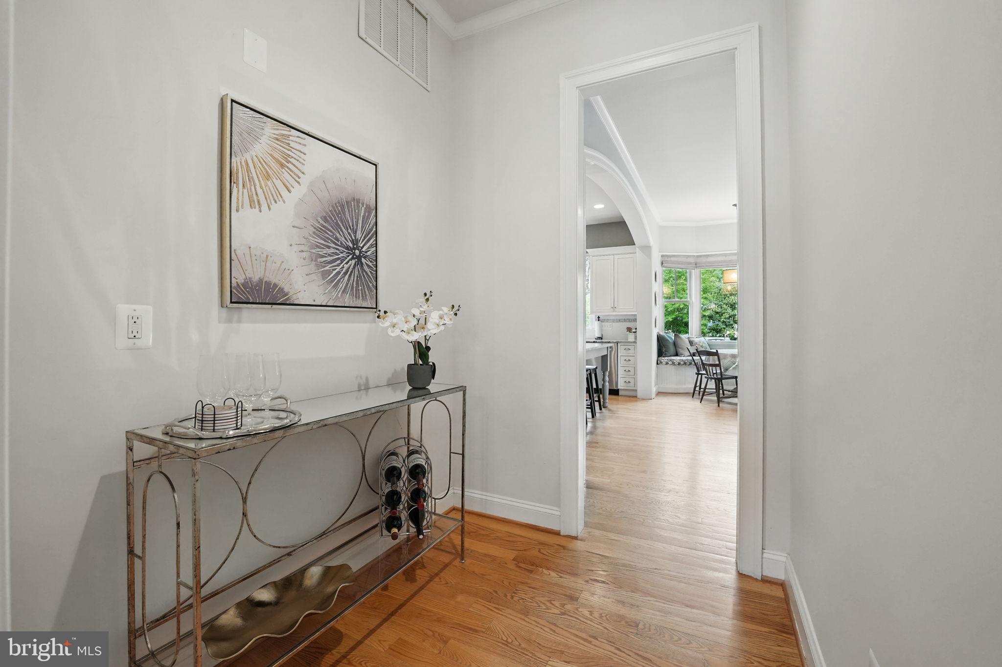 VIENNA WOODS - Residential