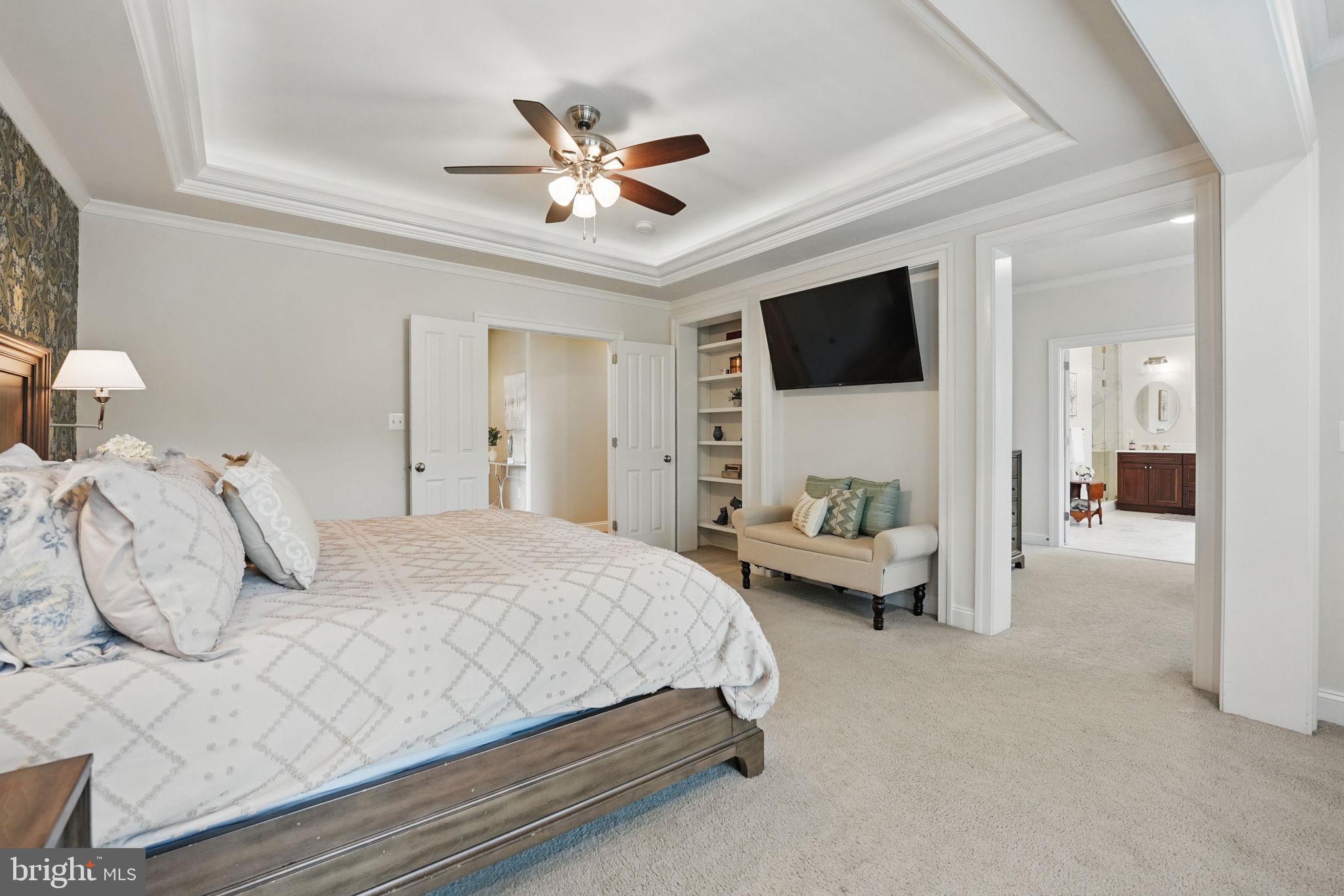 VIENNA WOODS - Residential