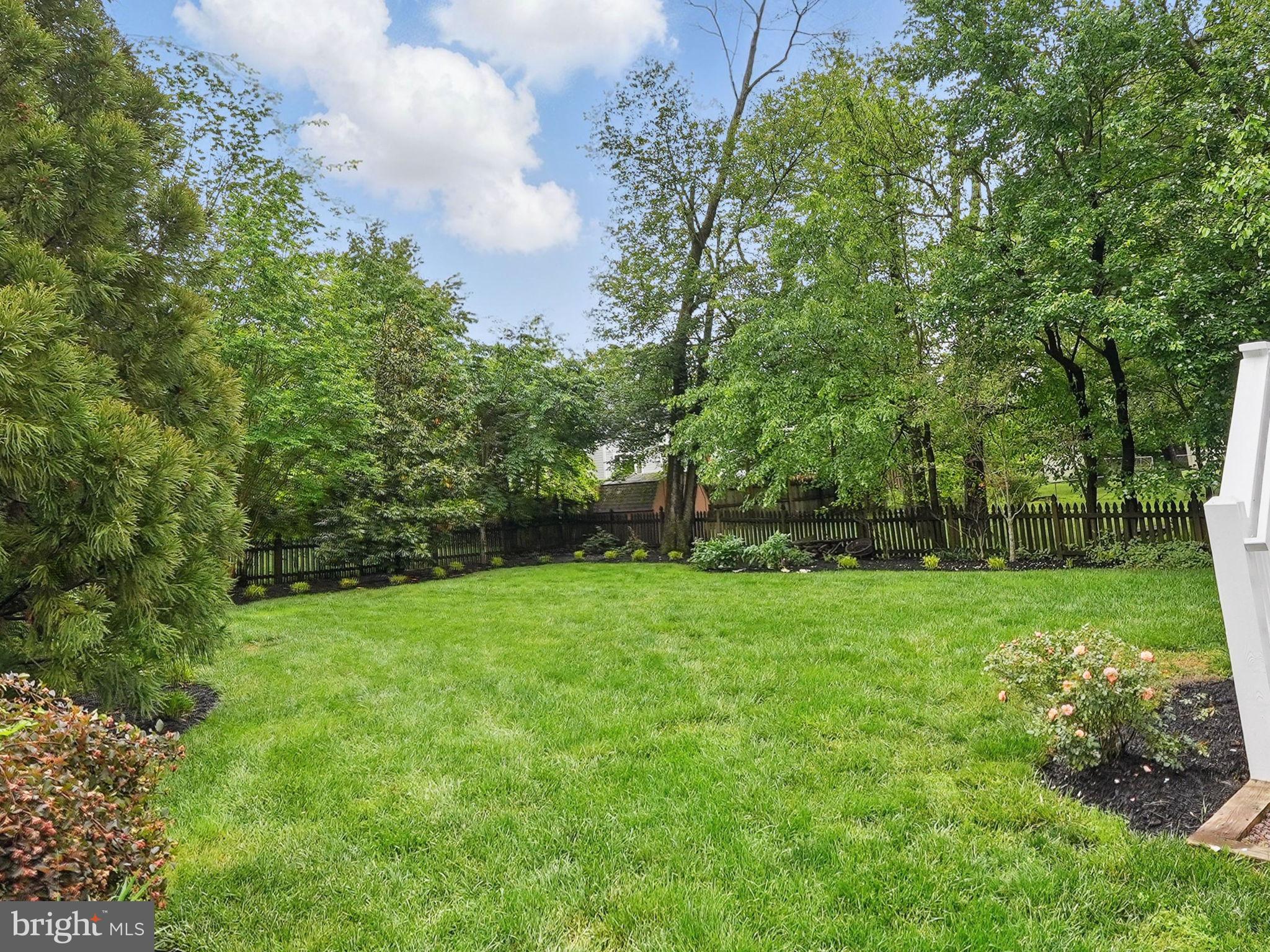 VIENNA WOODS - Residential