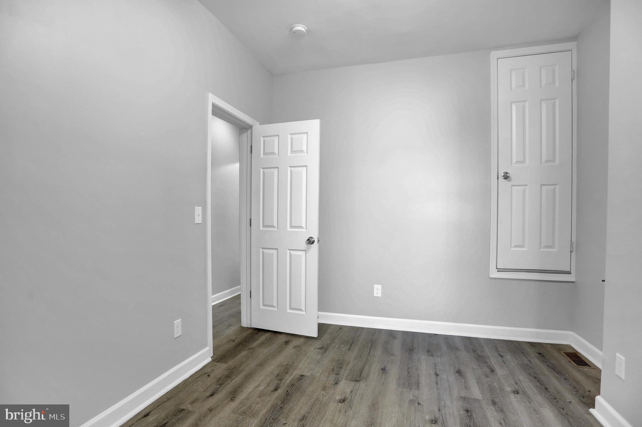 BROADWAY EAST - Residential