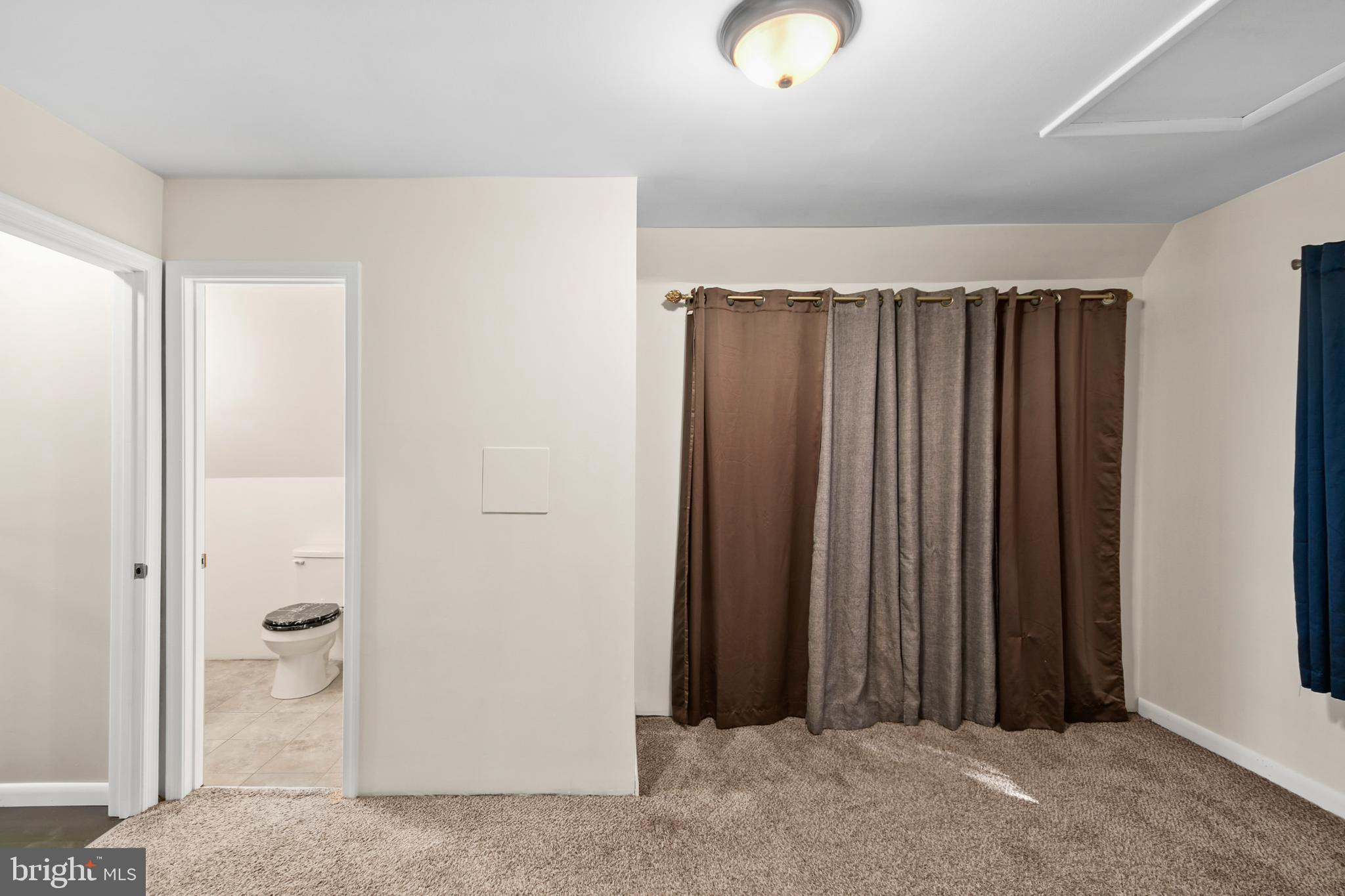 MYERSVILLE - Residential