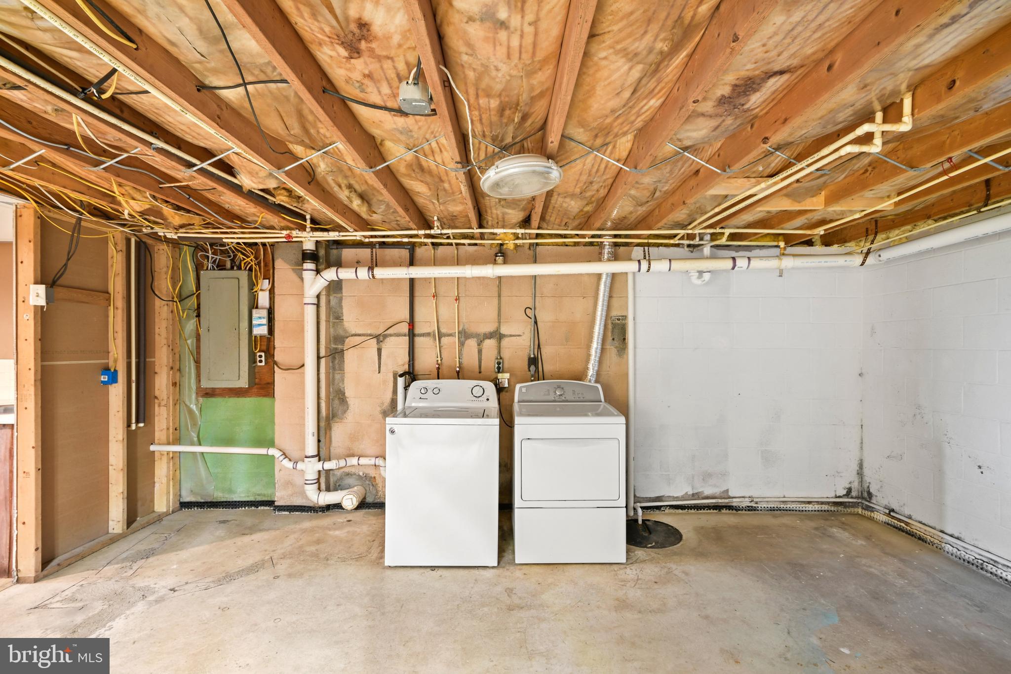 MYERSVILLE - Residential