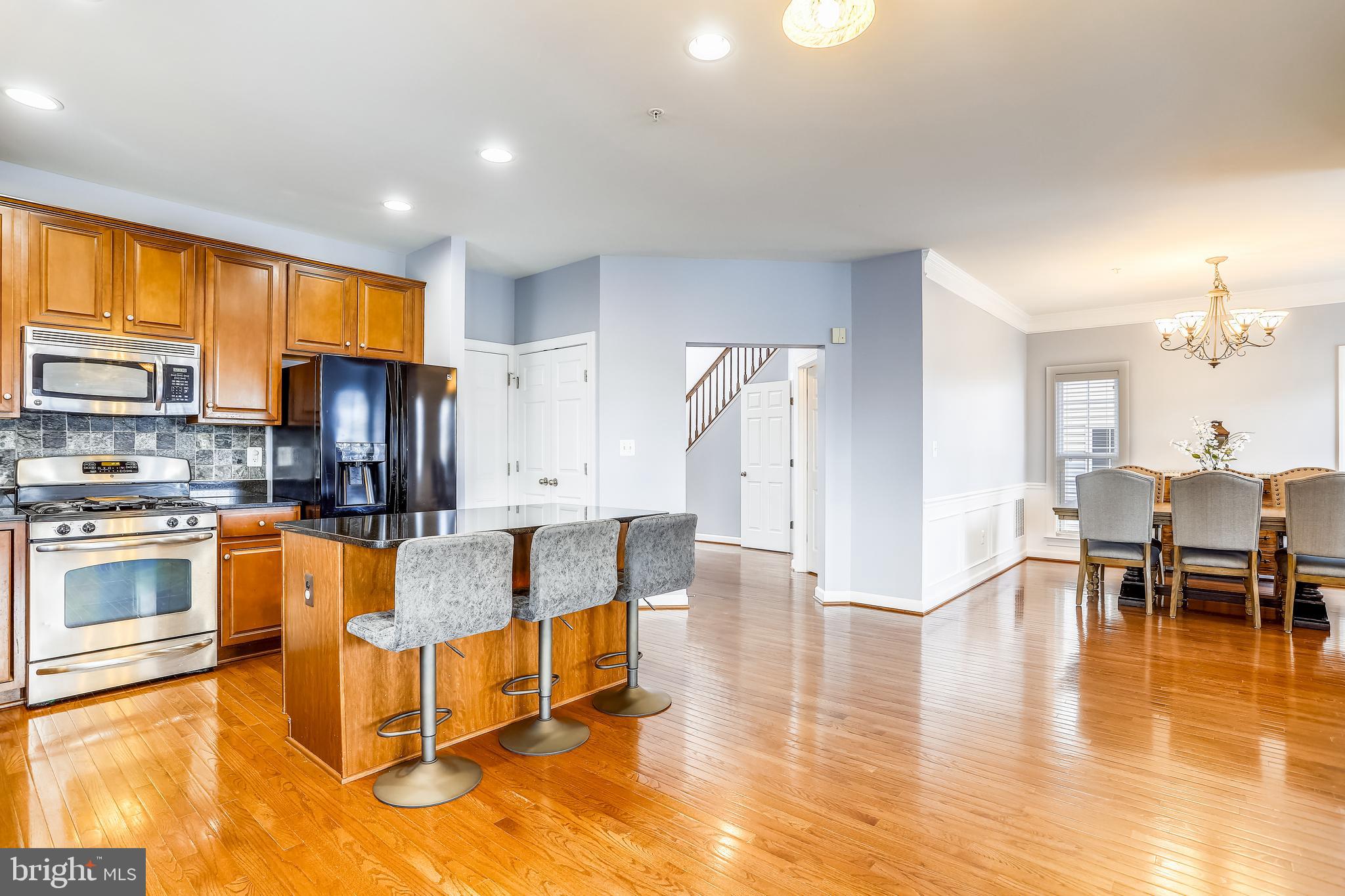 EAGLES POINTE - Residential