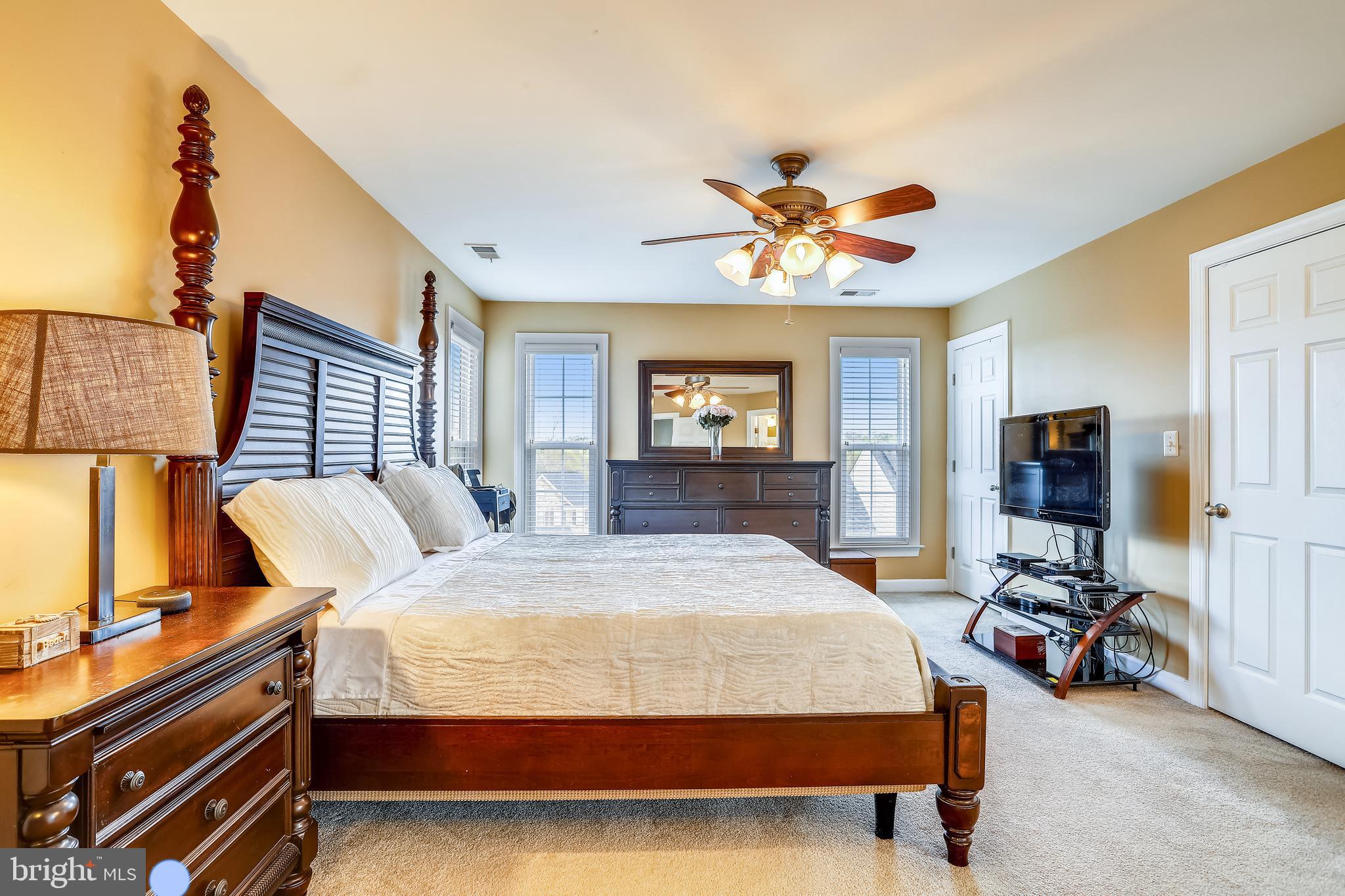 EAGLES POINTE - Residential