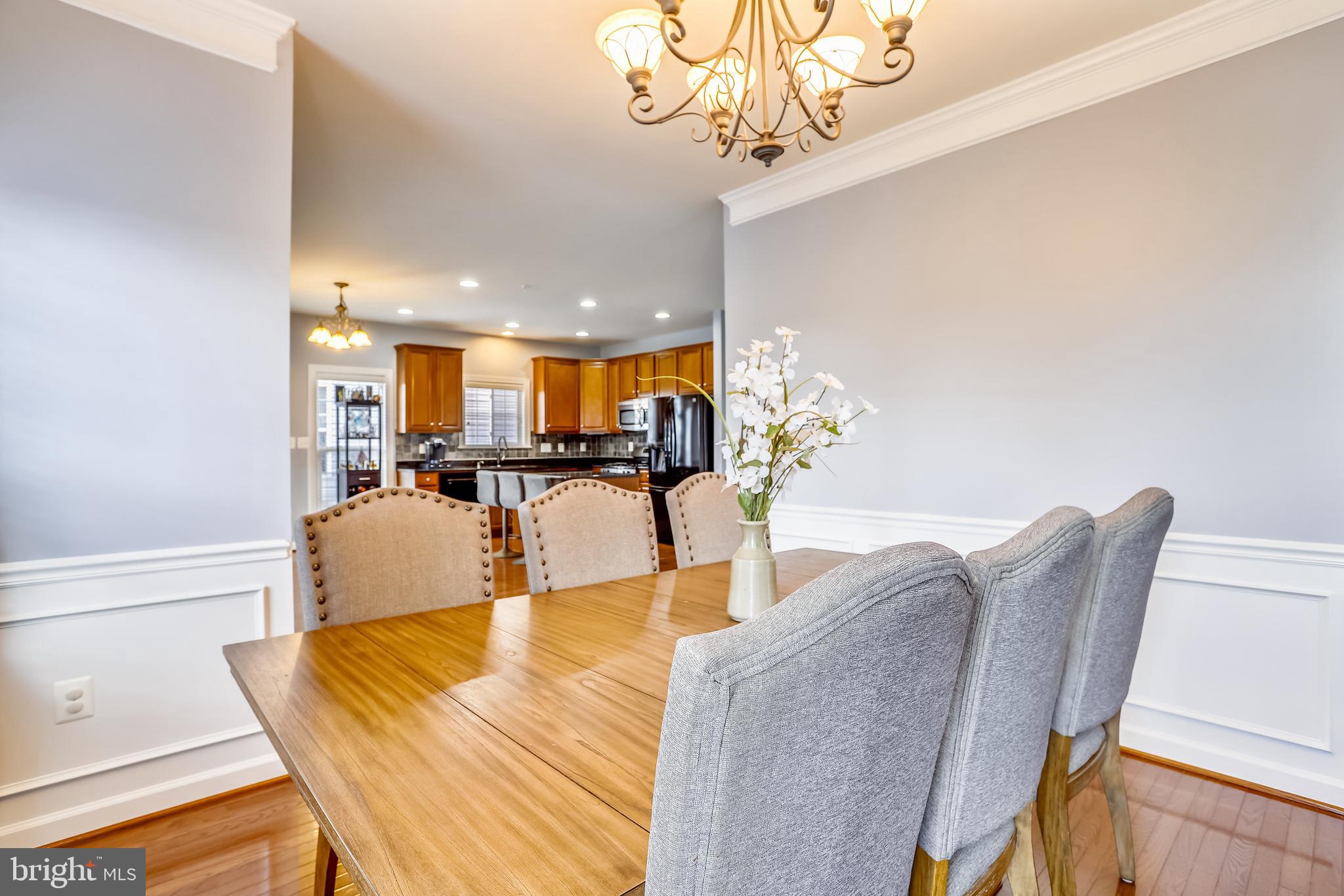 EAGLES POINTE - Residential