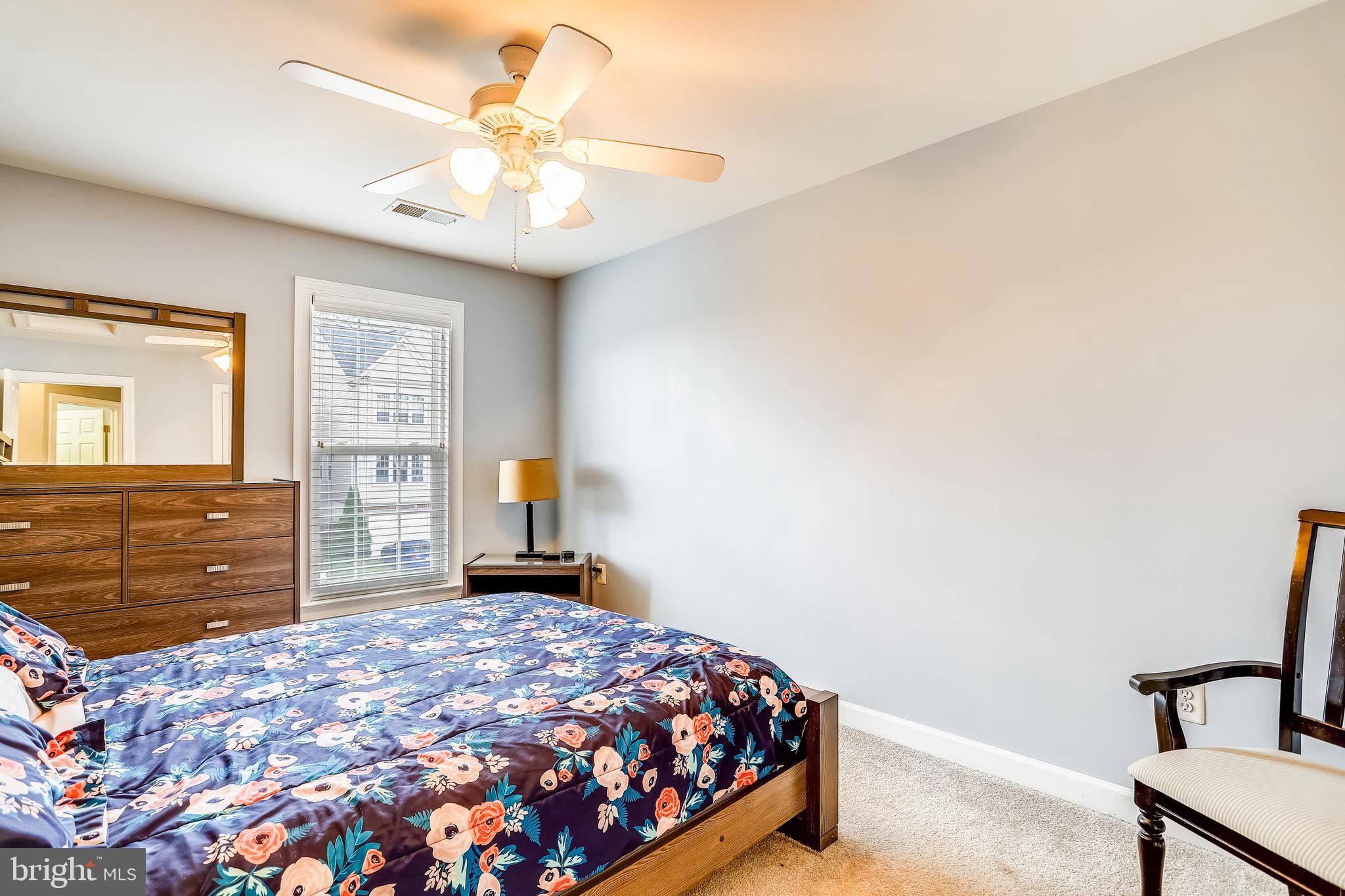 EAGLES POINTE - Residential