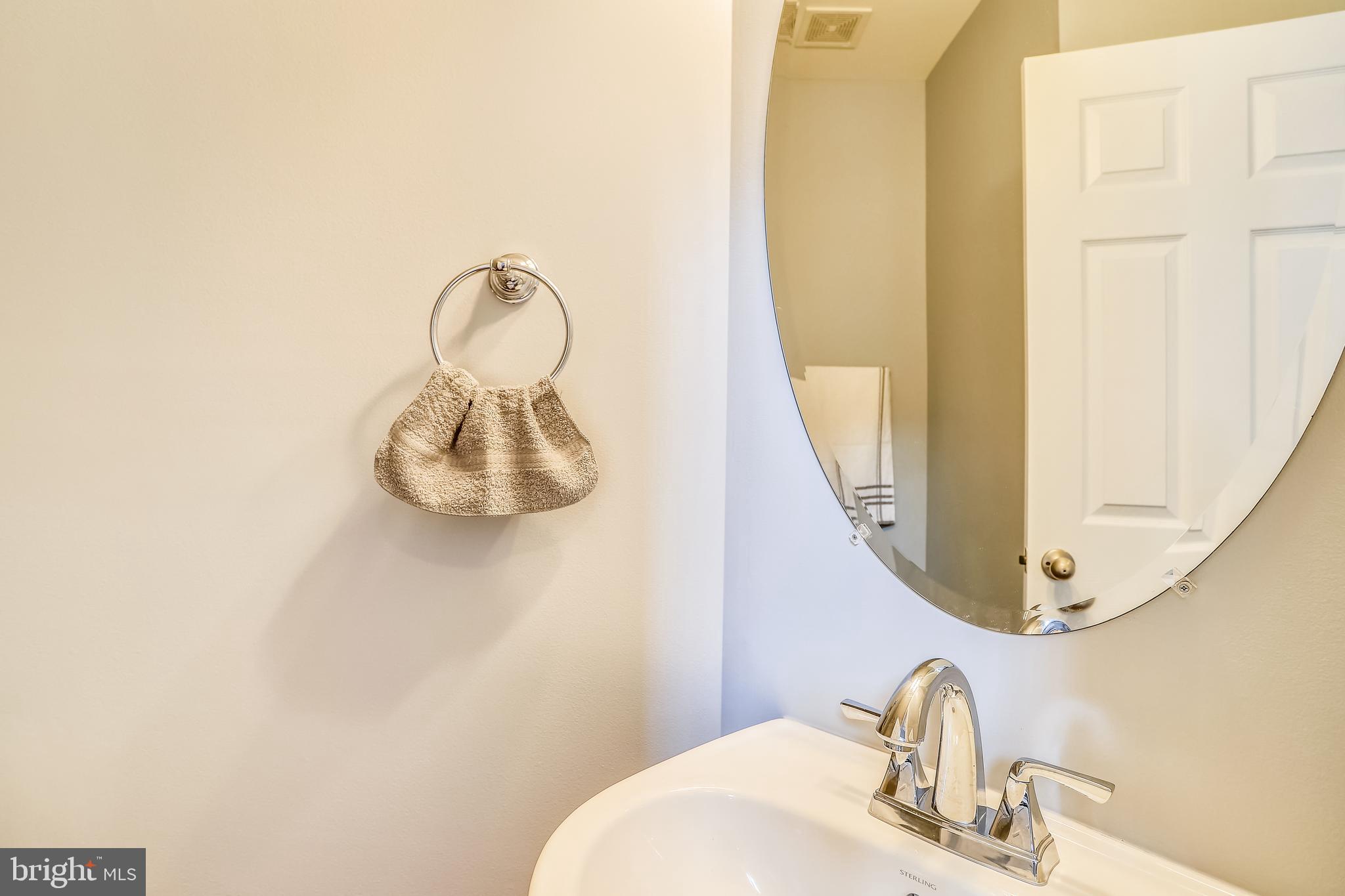 EAGLES POINTE - Residential