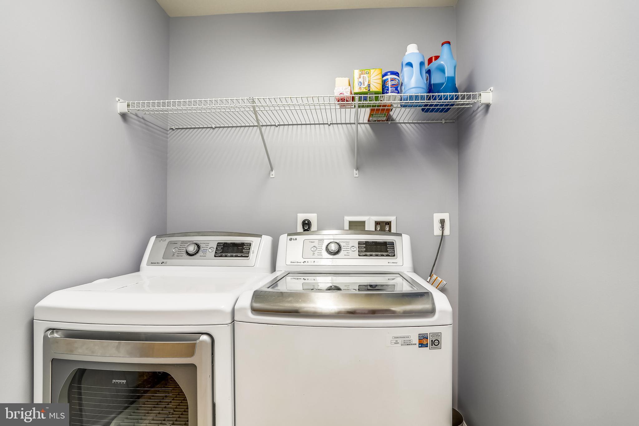 EAGLES POINTE - Residential