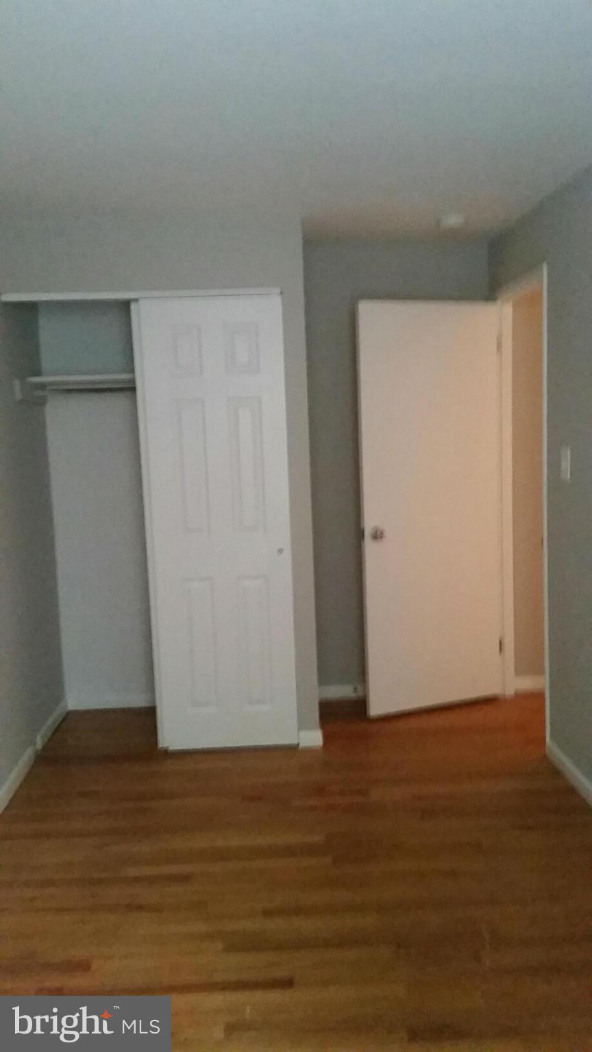 DUTCH GLEN CONDO - Residential Lease
