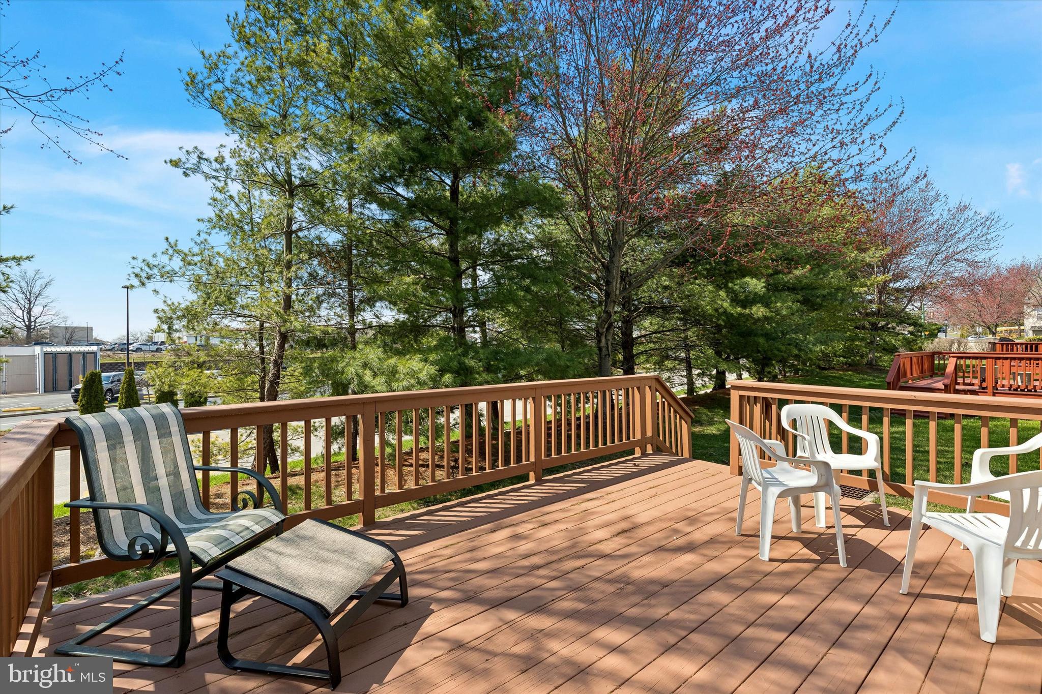 STUARTS KEEP - Residential