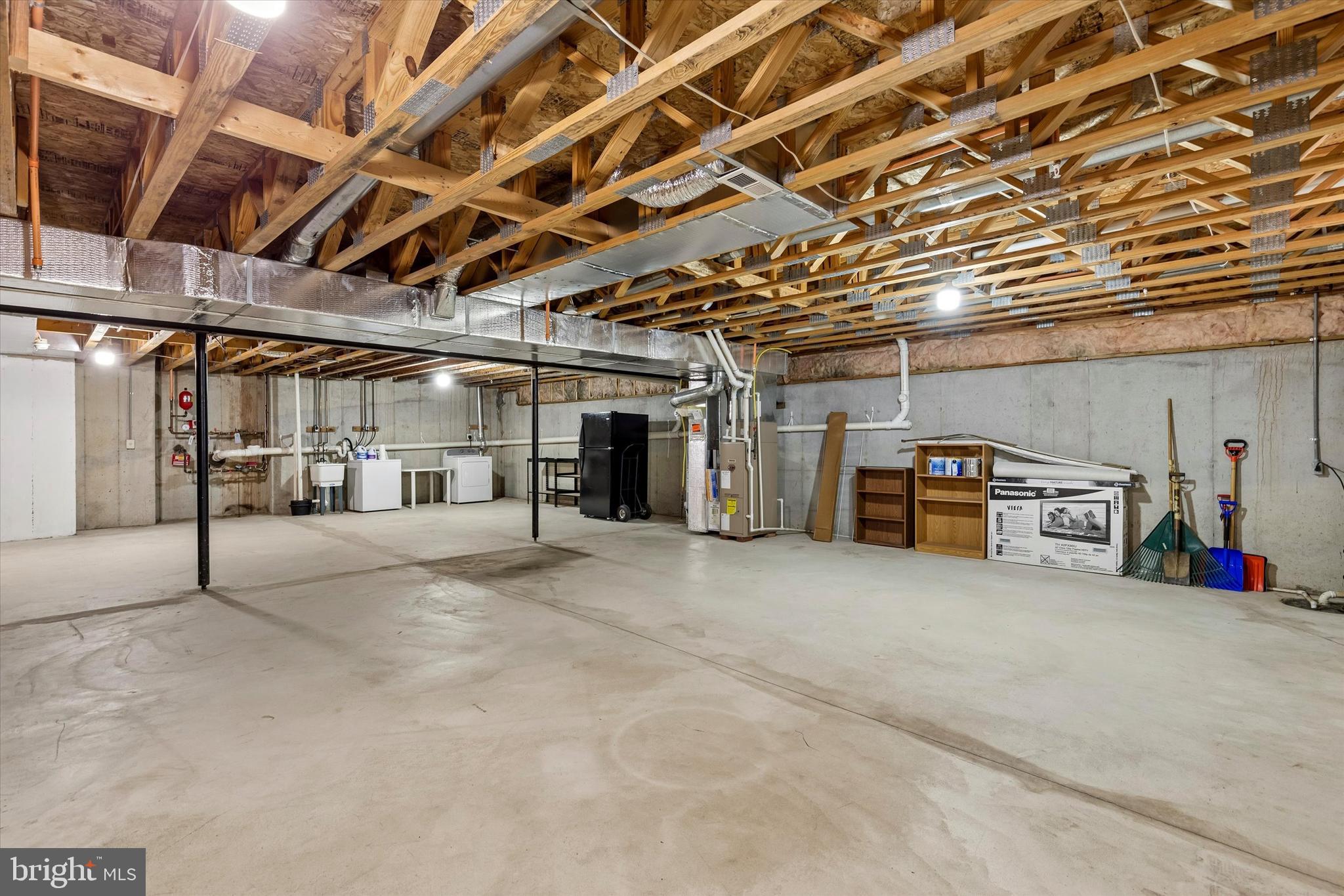 STUARTS KEEP - Residential