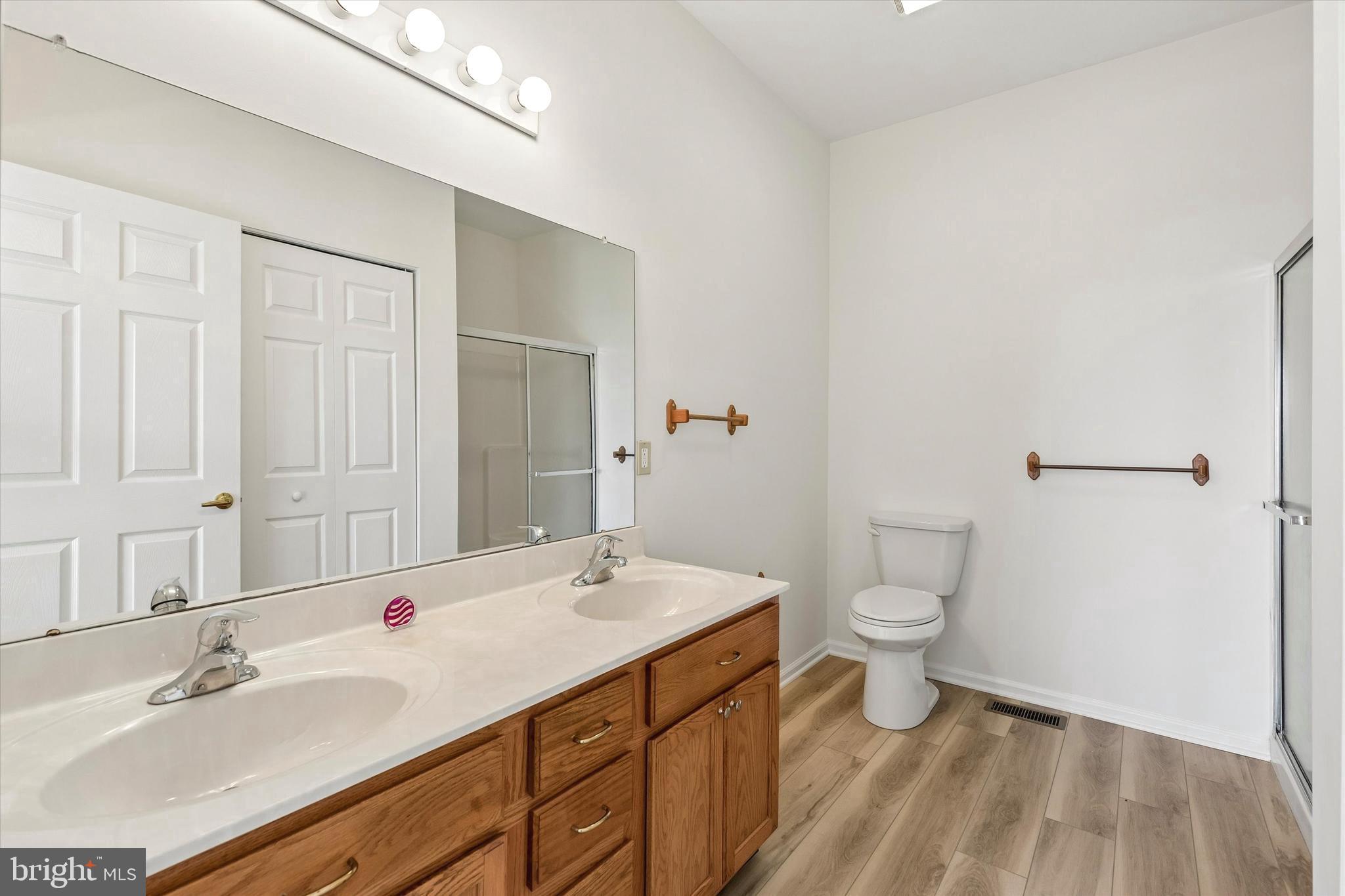 STUARTS KEEP - Residential