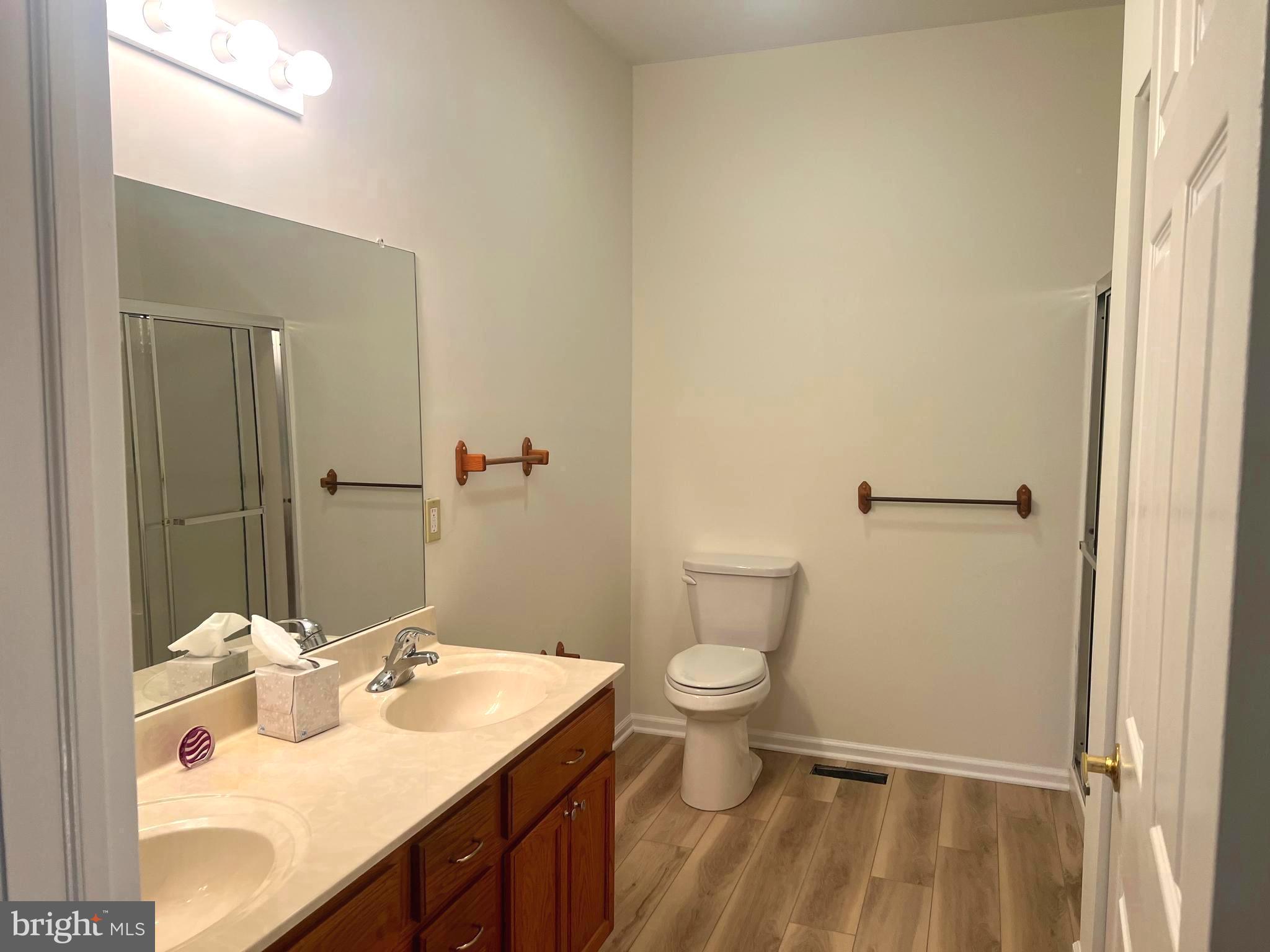 STUARTS KEEP - Residential