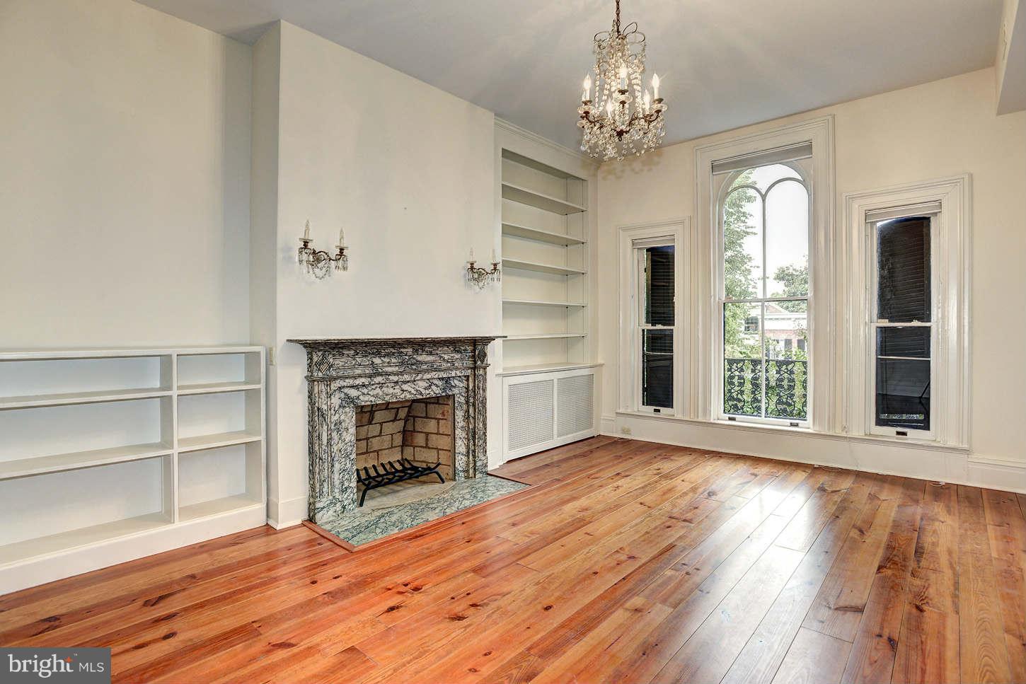 GEORGETOWN - Residential