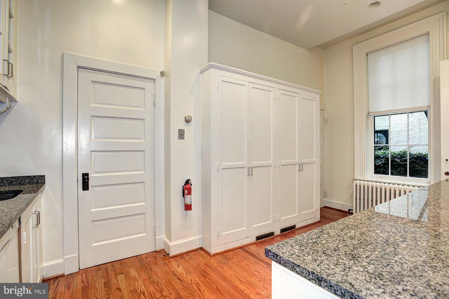 GEORGETOWN - Residential