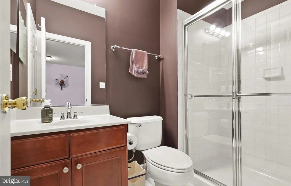 Lorton, Virginia 22079, United States, 3 Bedrooms Bedrooms, ,4 BathroomsBathrooms,Residential,Pending,203503