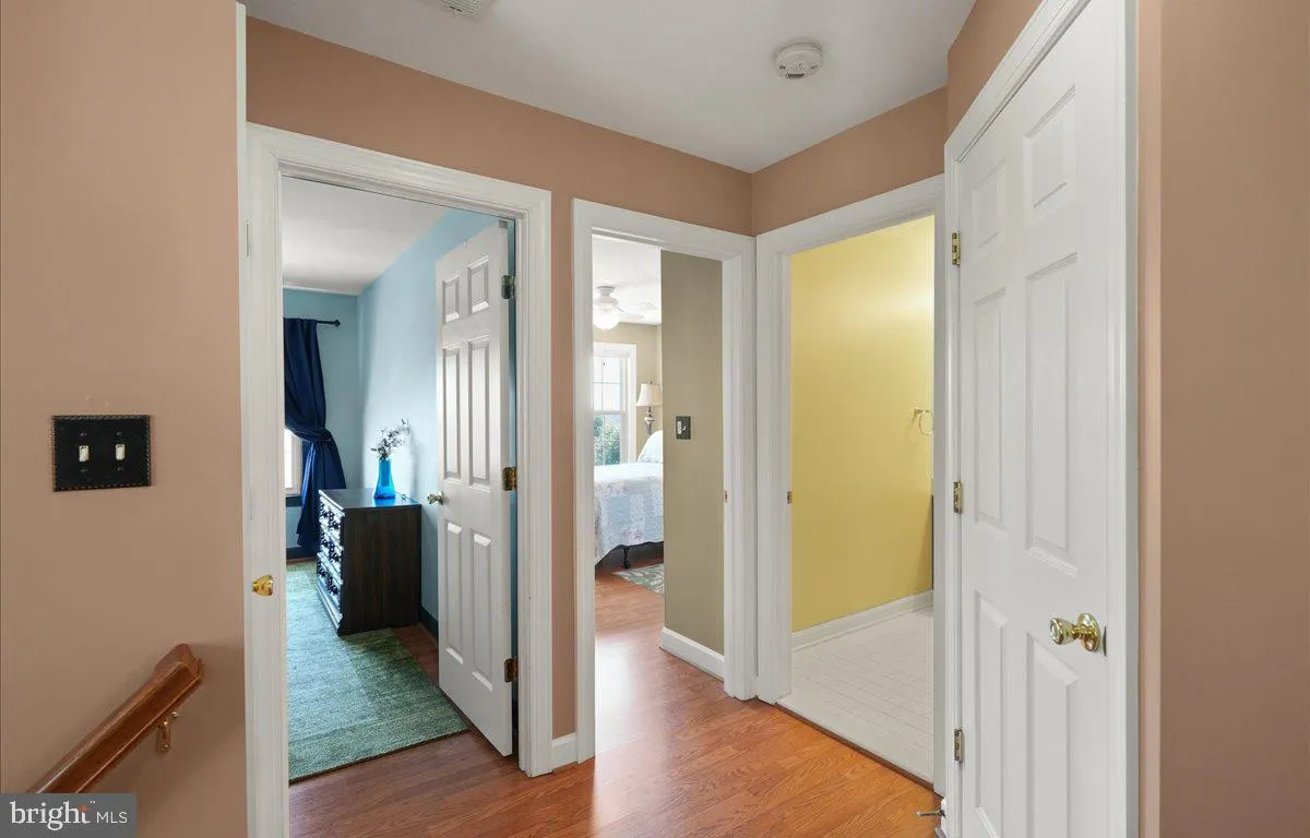 Lorton, Virginia 22079, United States, 3 Bedrooms Bedrooms, ,4 BathroomsBathrooms,Residential,Pending,203503