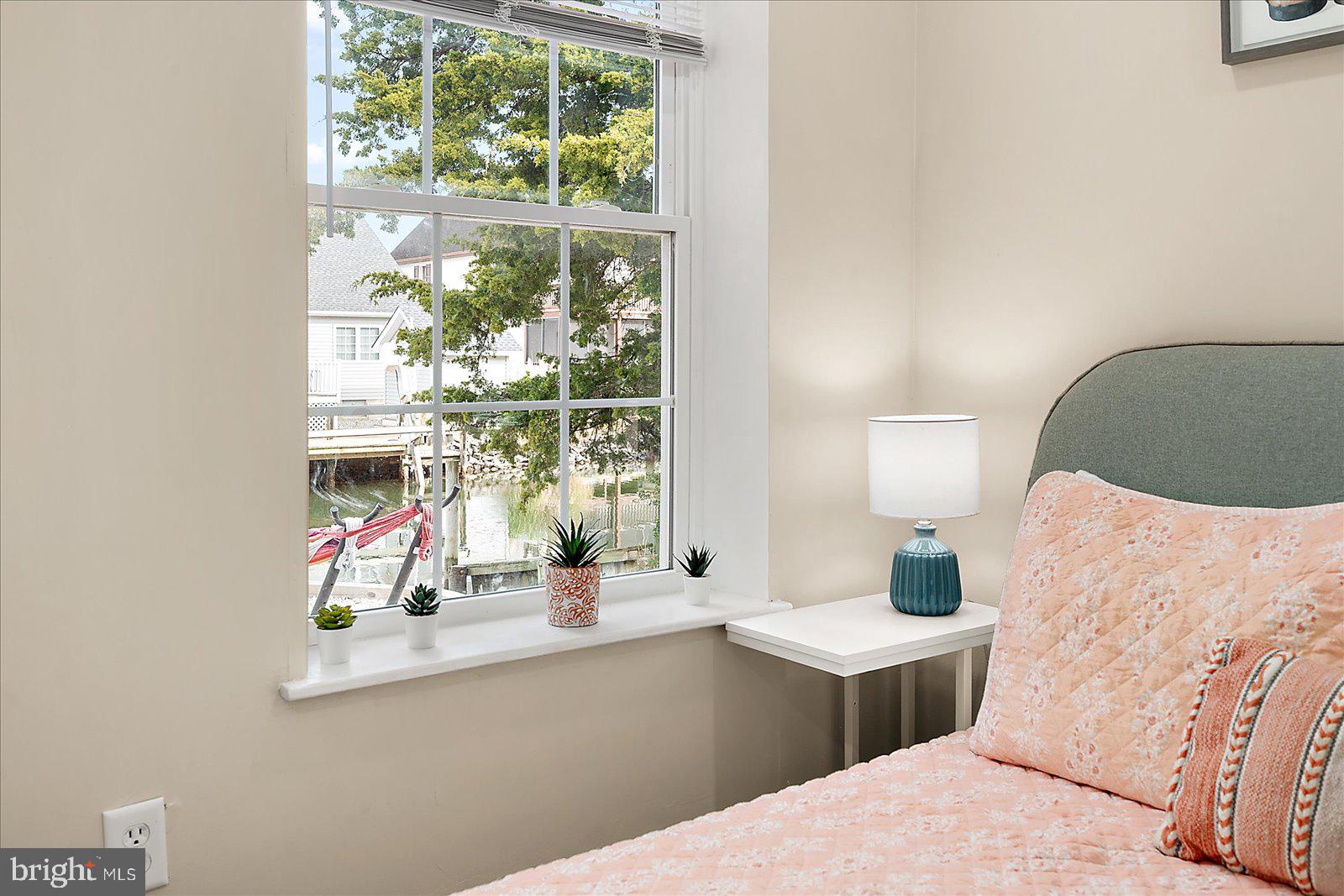 CAPE ISLE OF WIGHT - Residential