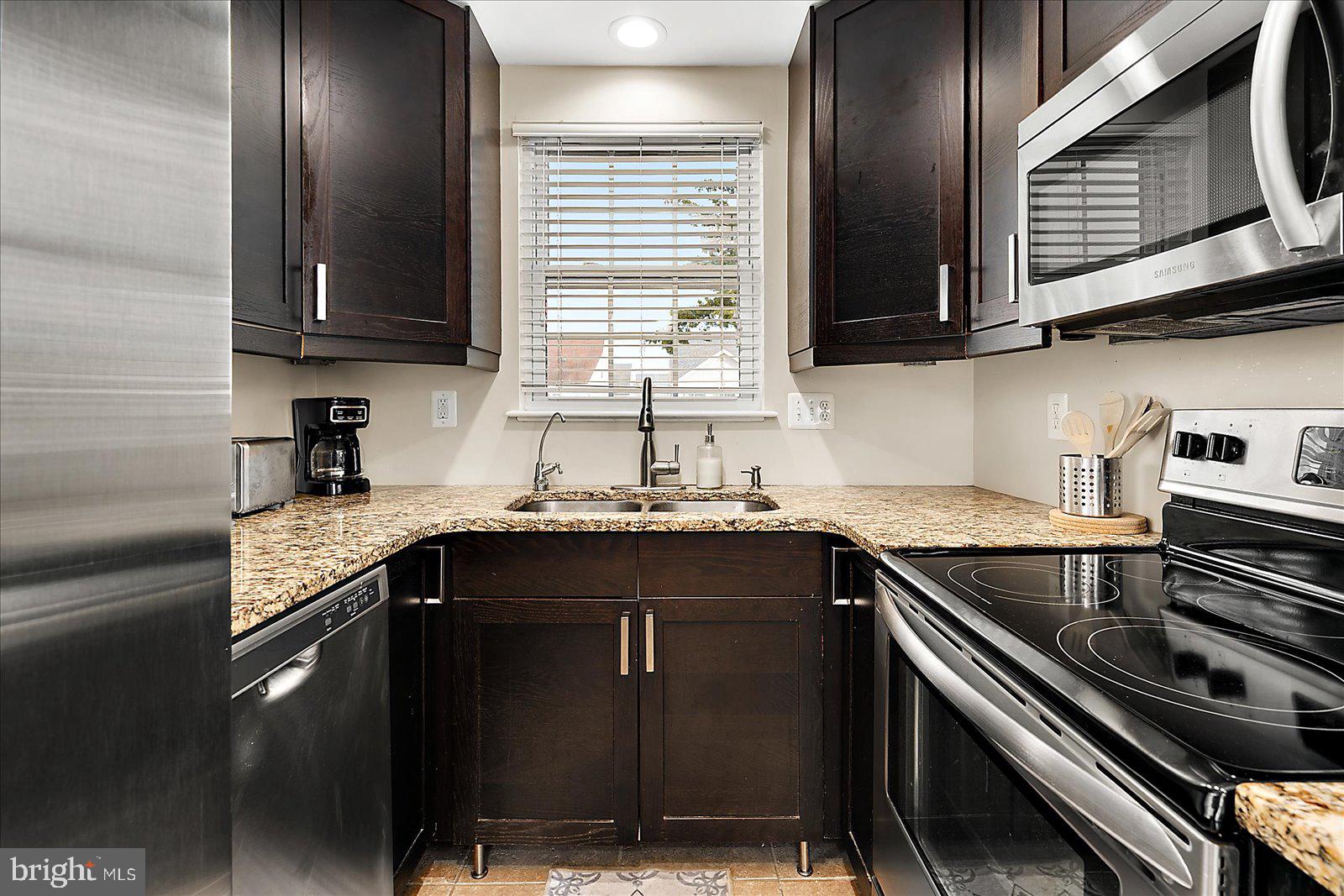 CAPE ISLE OF WIGHT - Residential