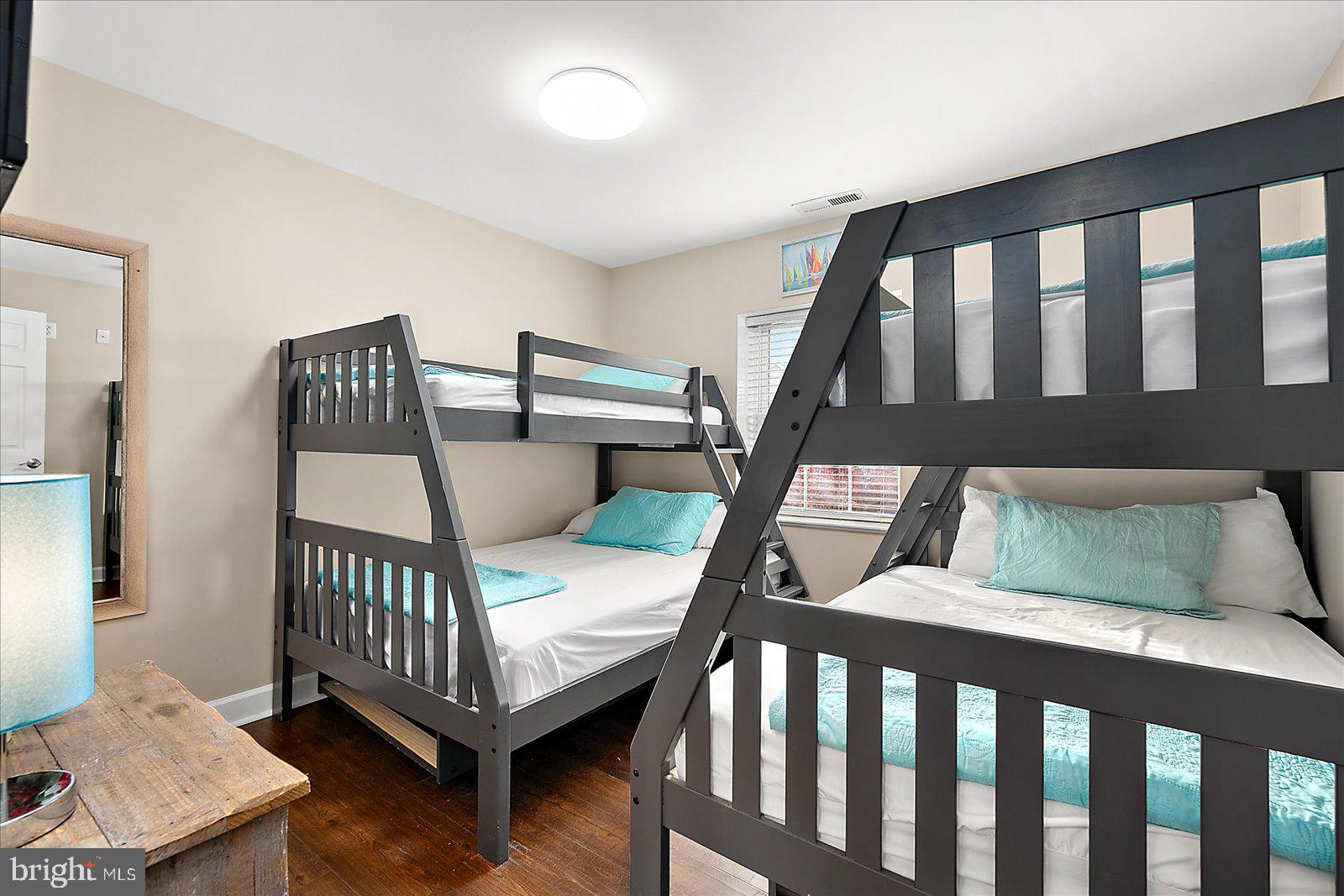 CAPE ISLE OF WIGHT - Residential