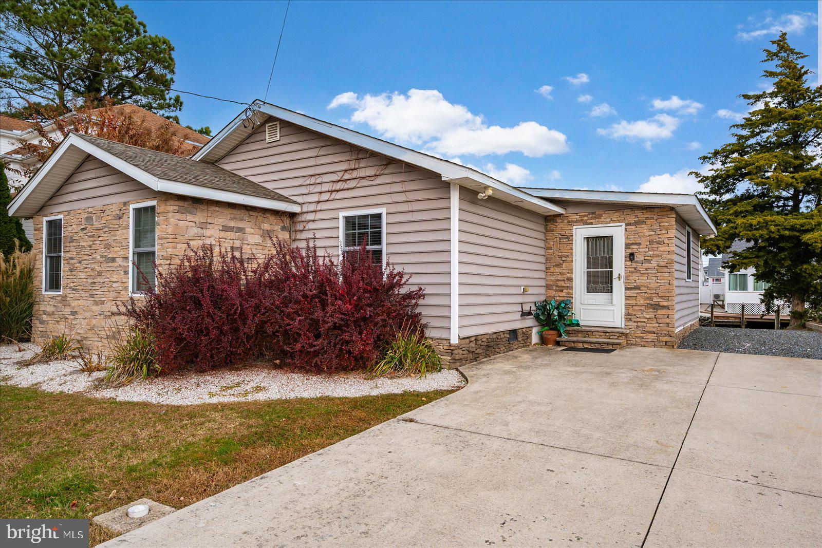 CAPE ISLE OF WIGHT - Residential