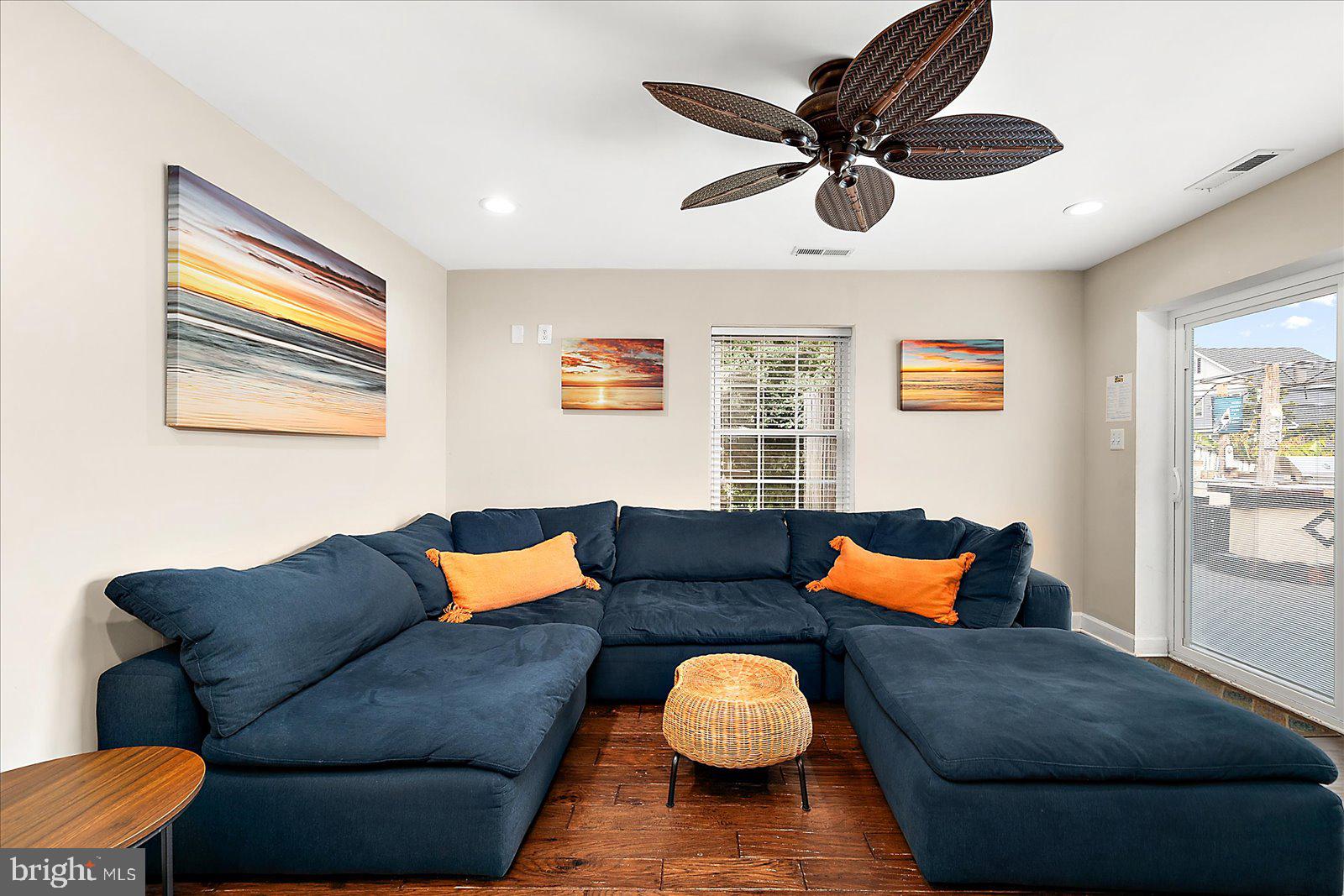 CAPE ISLE OF WIGHT - Residential