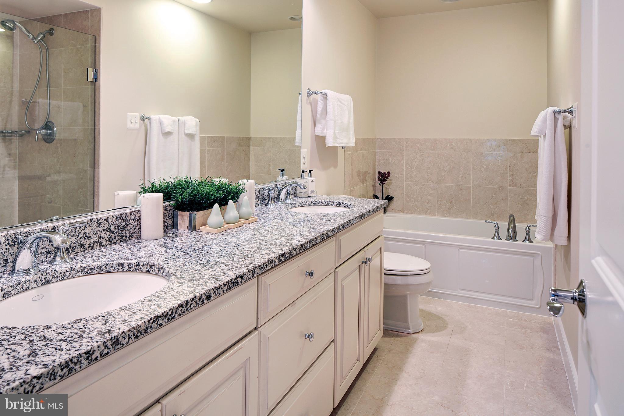 MURRAY HILL - Residential