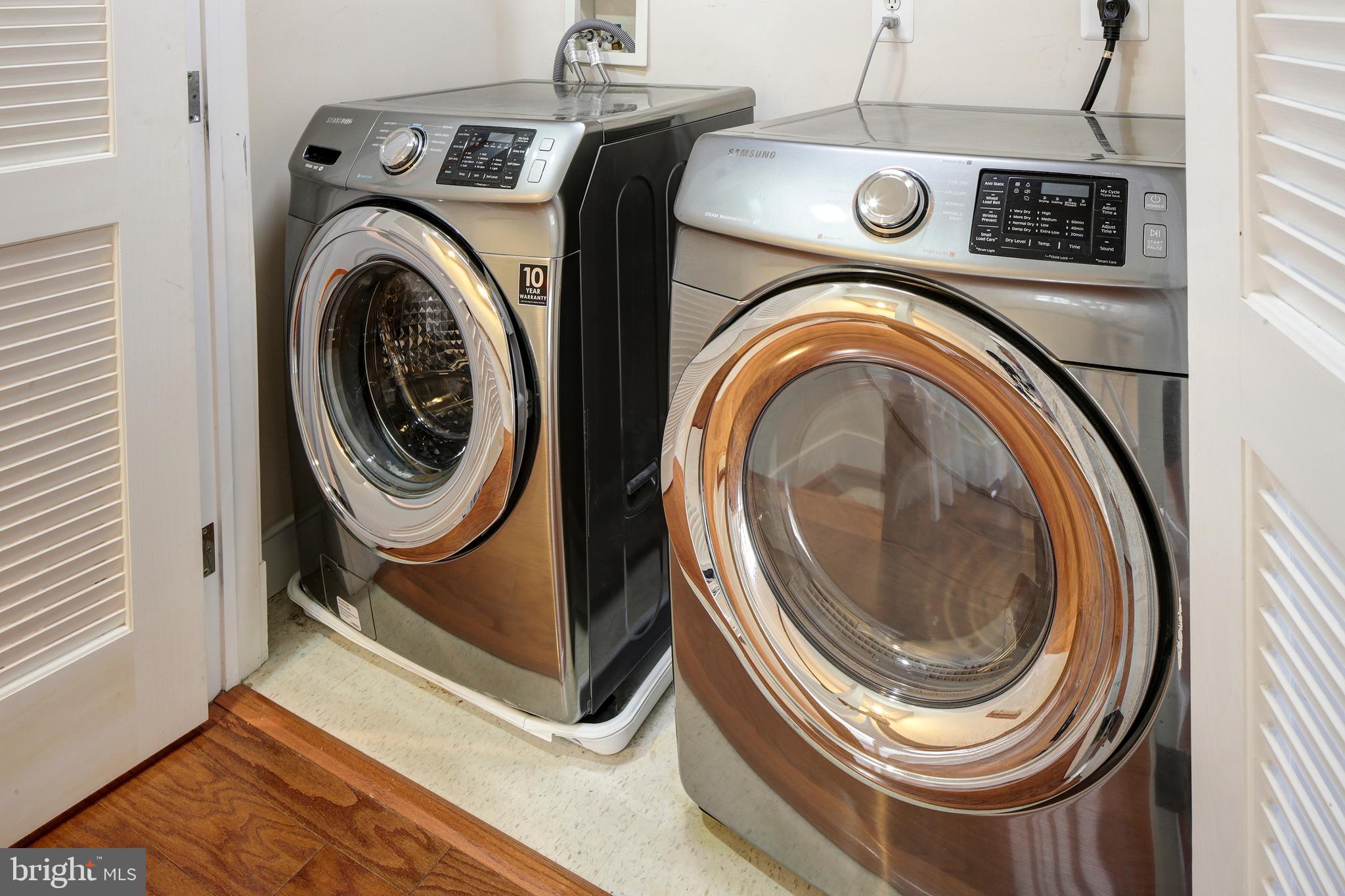 MURRAY HILL - Residential