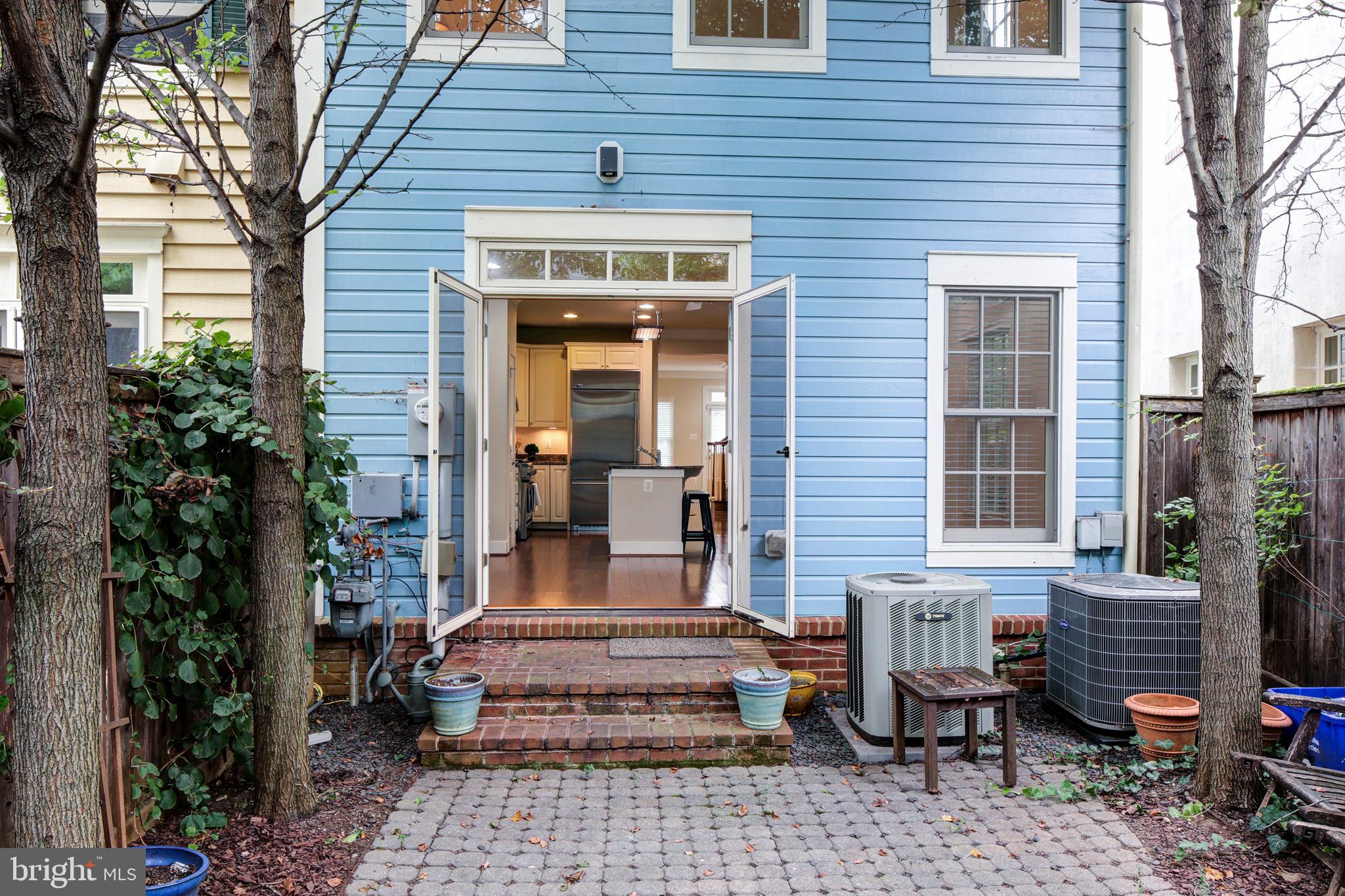 MURRAY HILL - Residential