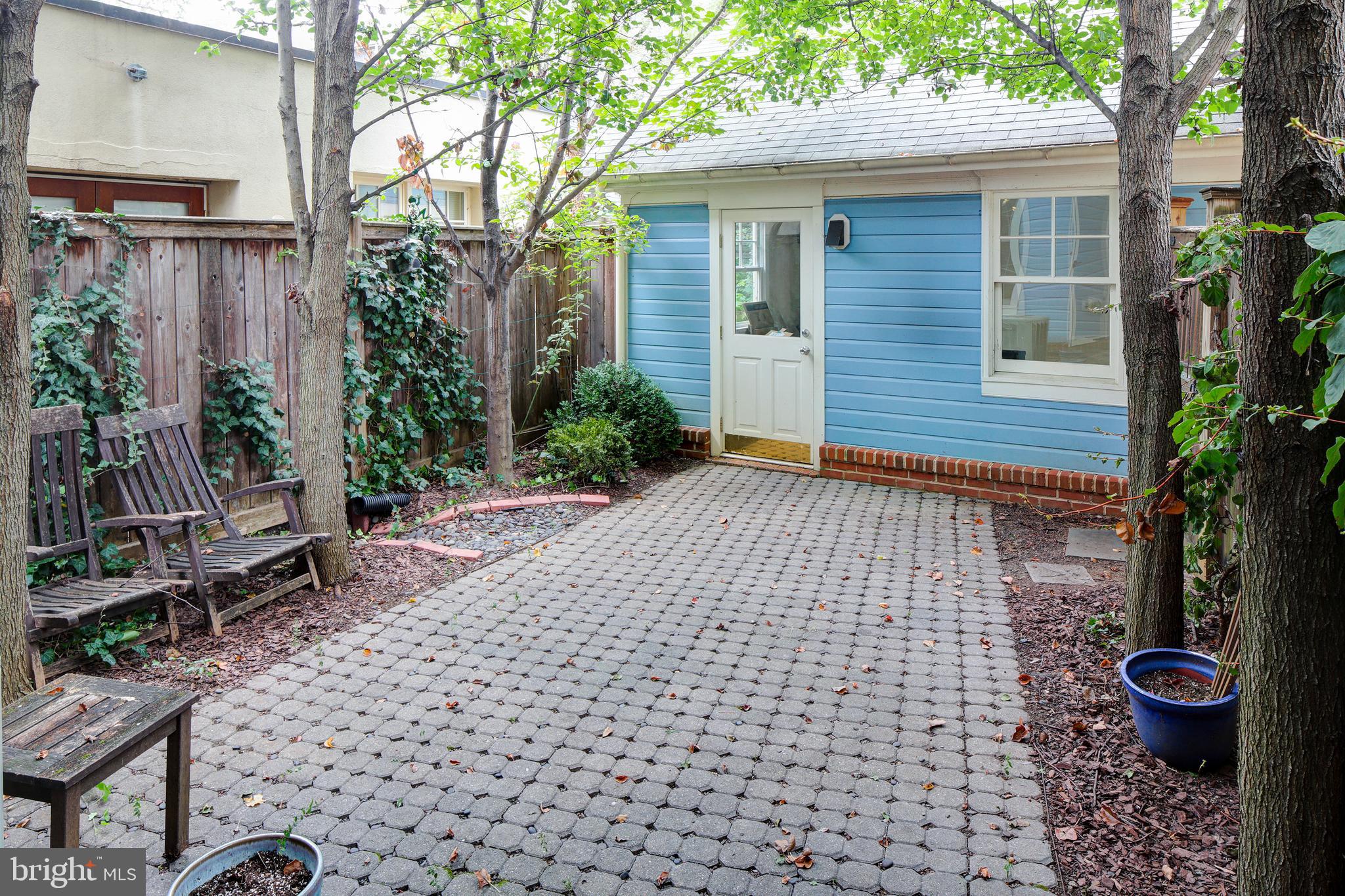 MURRAY HILL - Residential