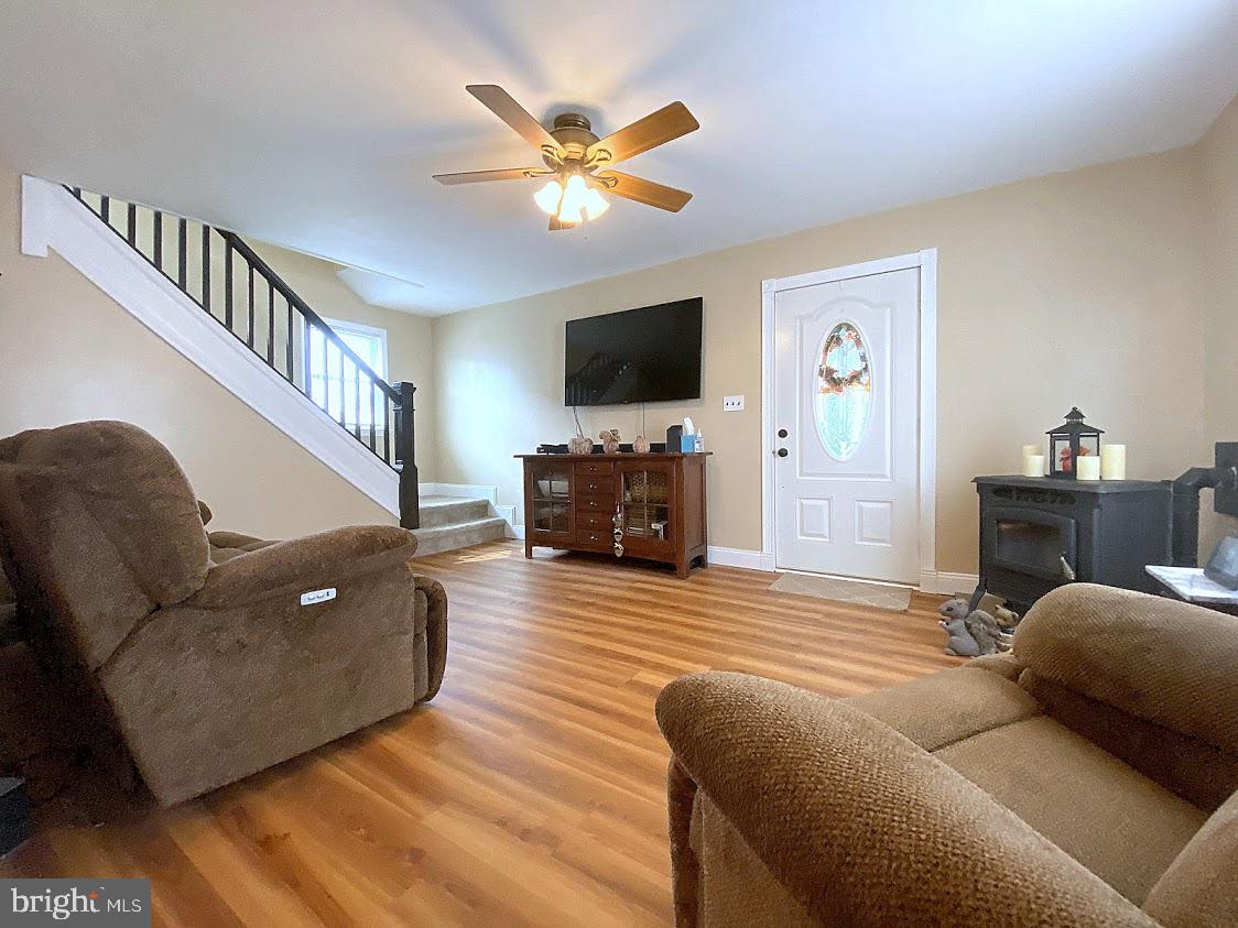 CEDAR CREST - Residential