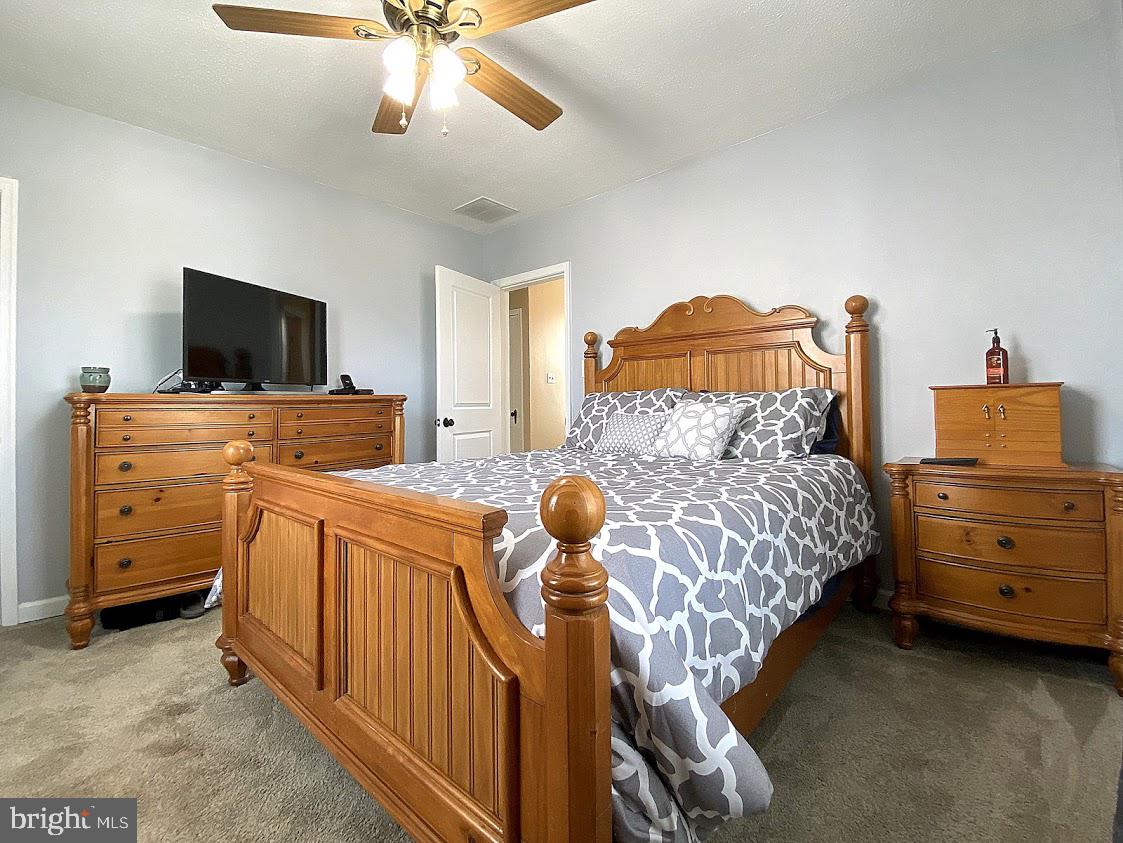 CEDAR CREST - Residential