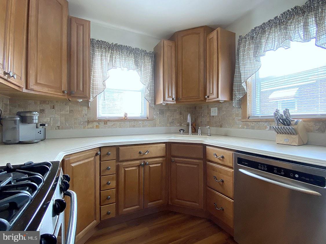 CEDAR CREST - Residential