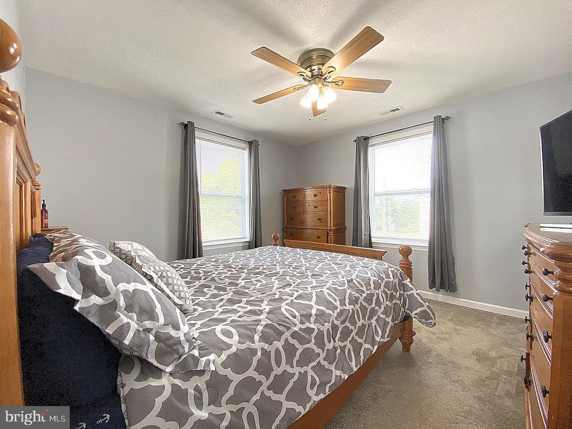 CEDAR CREST - Residential