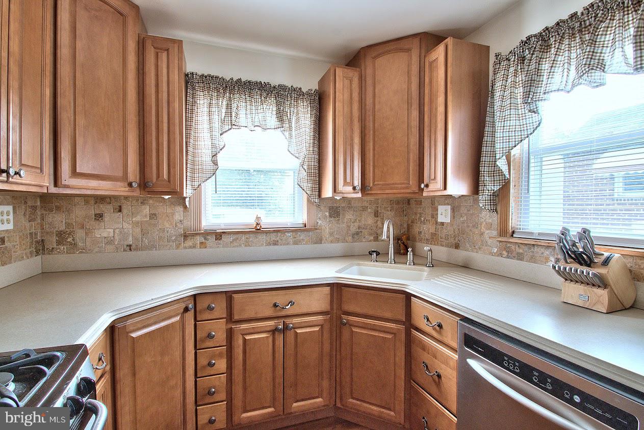 CEDAR CREST - Residential