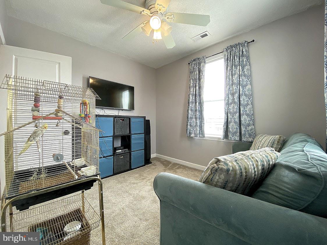 CEDAR CREST - Residential