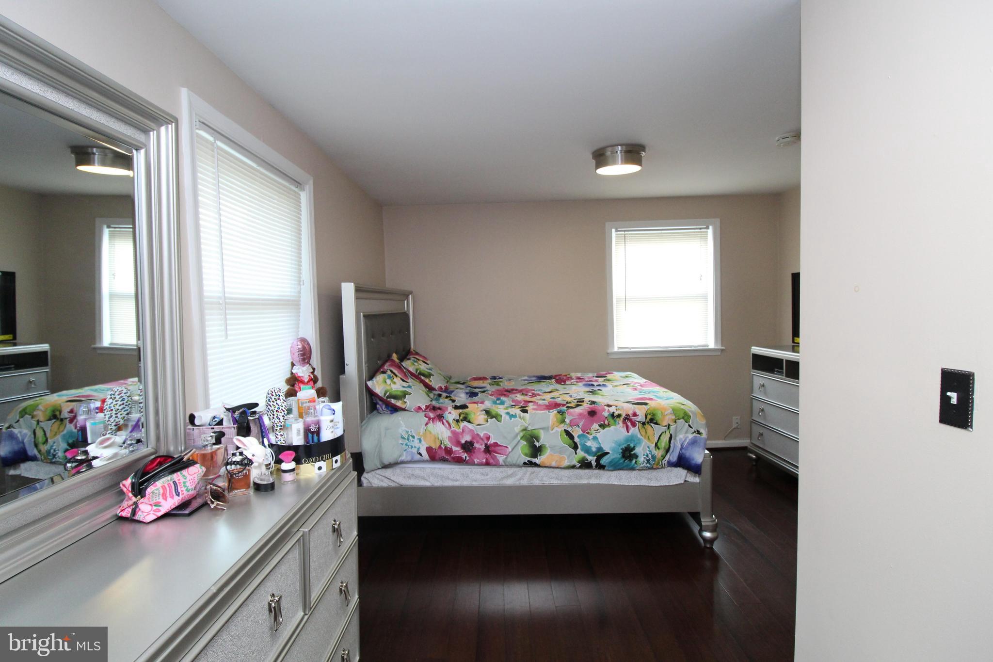 WEAVERS KNOLL - Residential