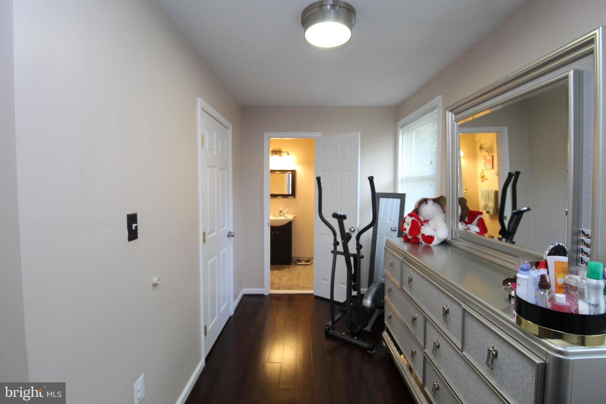 WEAVERS KNOLL - Residential