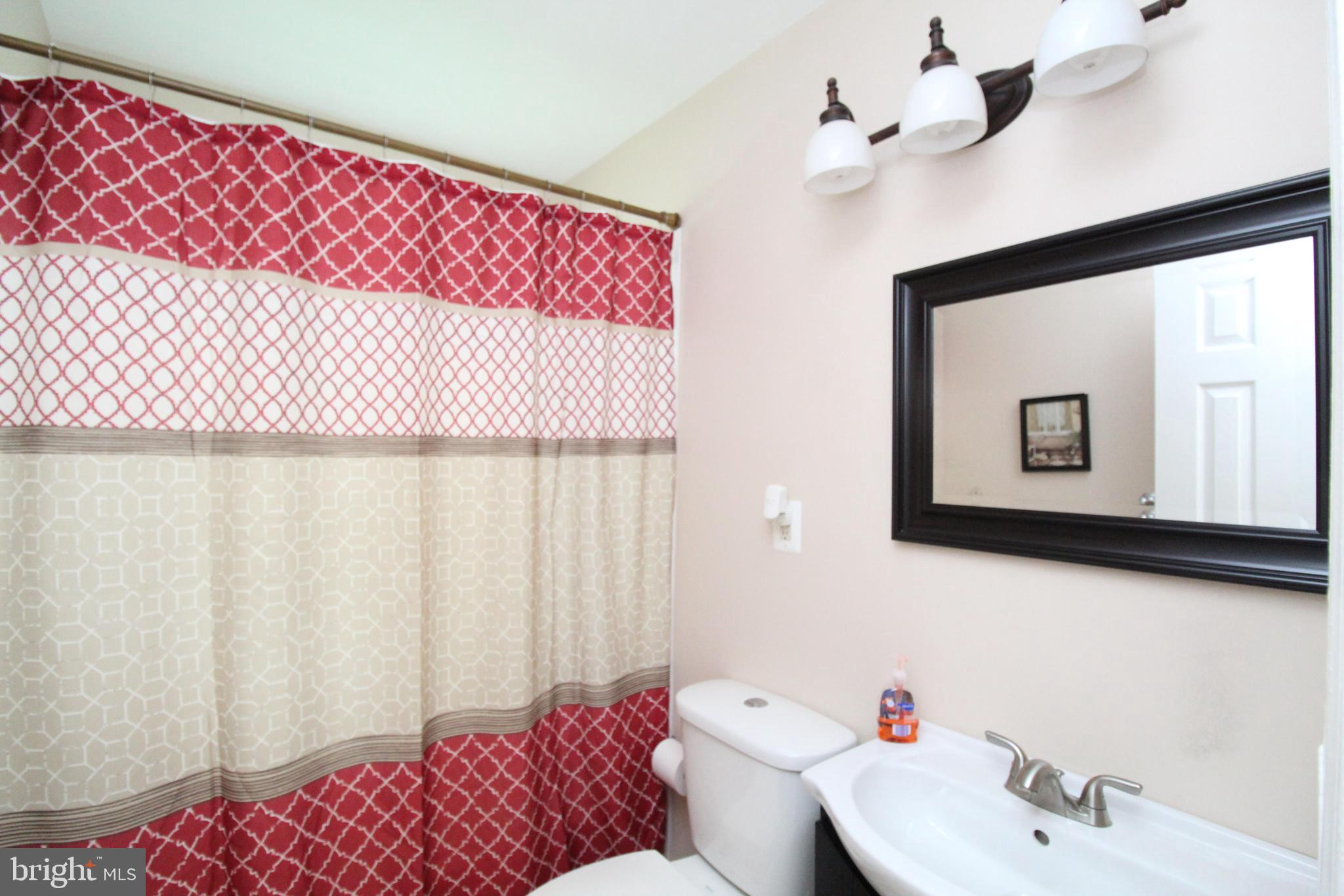 WEAVERS KNOLL - Residential