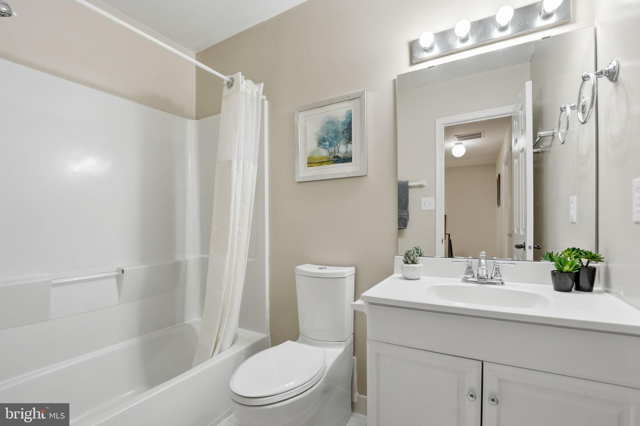 KEENE MILL VILLAGE - Residential